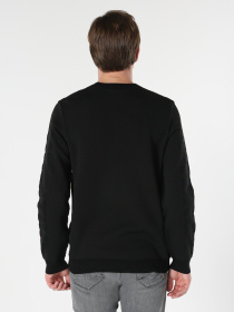 Джемпер Colin’s модель CL1062328BLK Фото