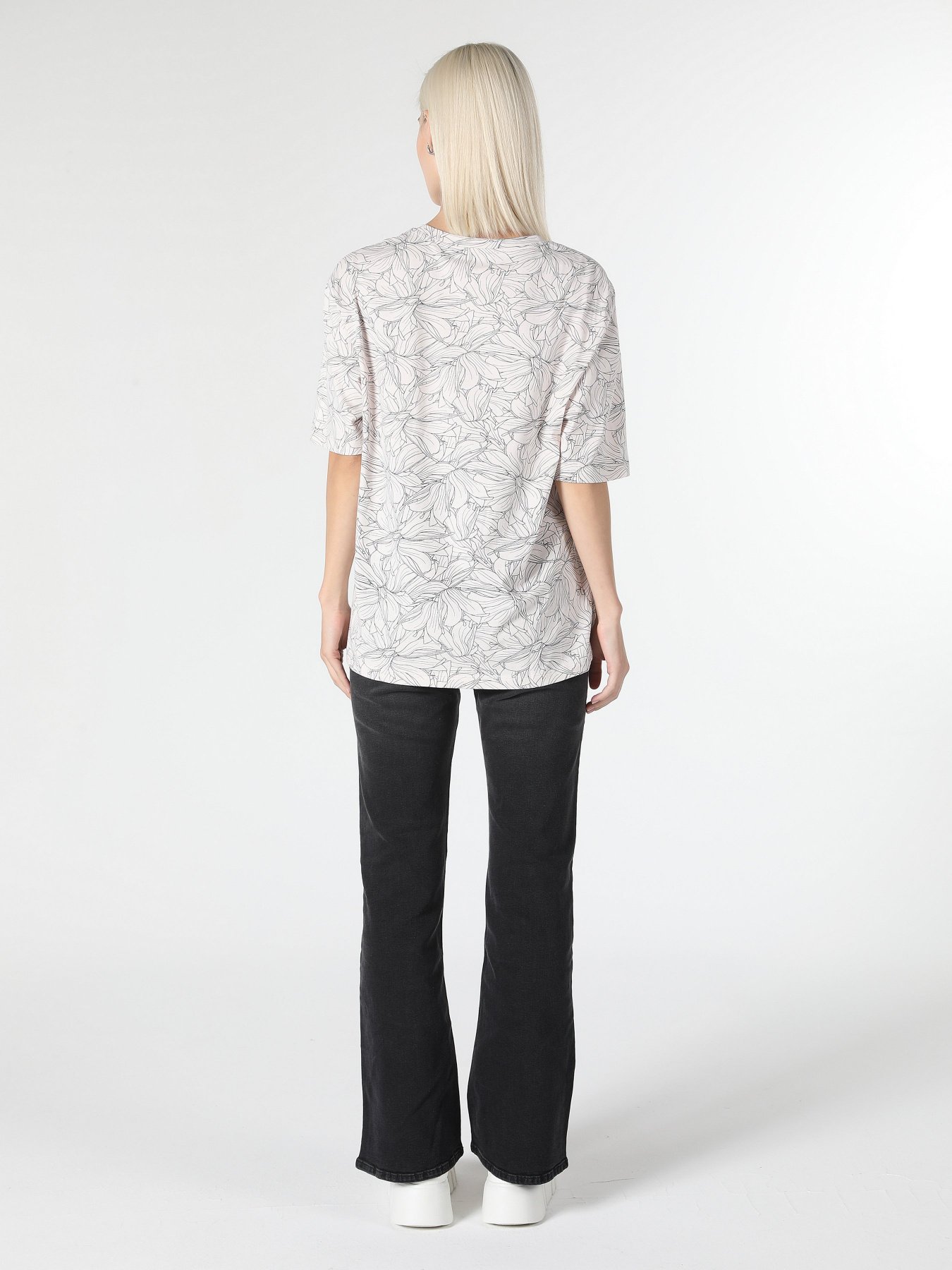 Футболка Colin’s модель CL1062476ECR Фото