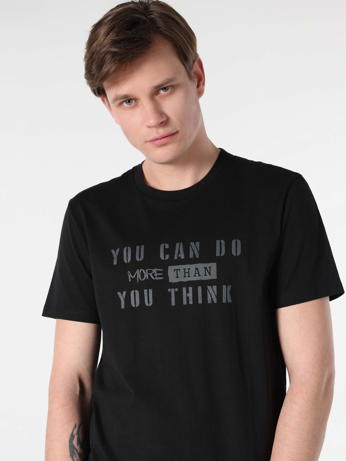 Футболка Colin’s модель CL1062494BLK Фото