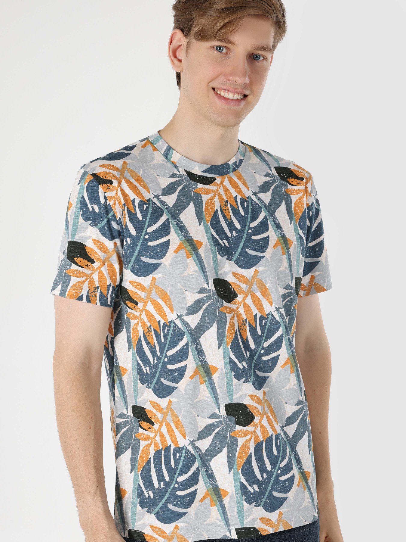 Футболка Colin’s модель CL1062804MTC Фото