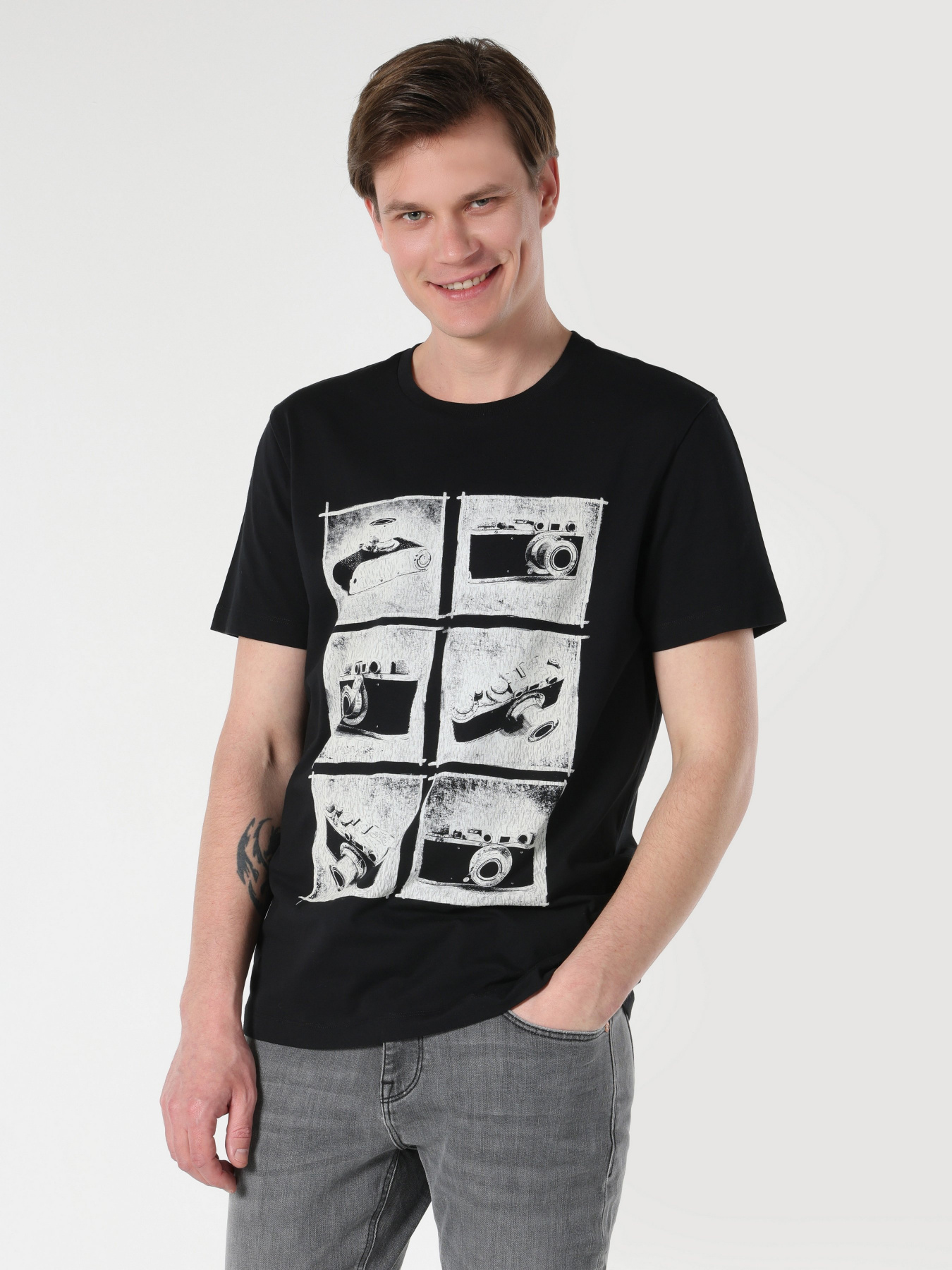 Футболка Colin’s модель CL1063158BLK Фото