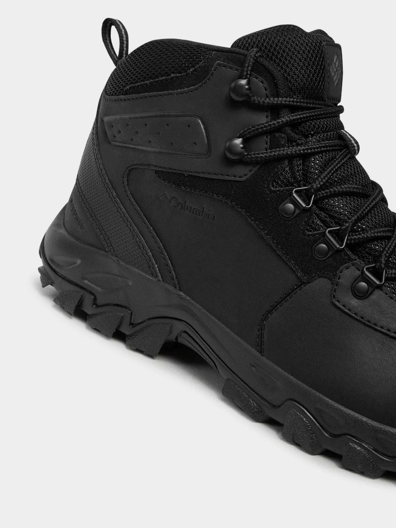 Ботинки Columbia Newton Ridge Plus II Waterproof модель 1594731-014 Фото