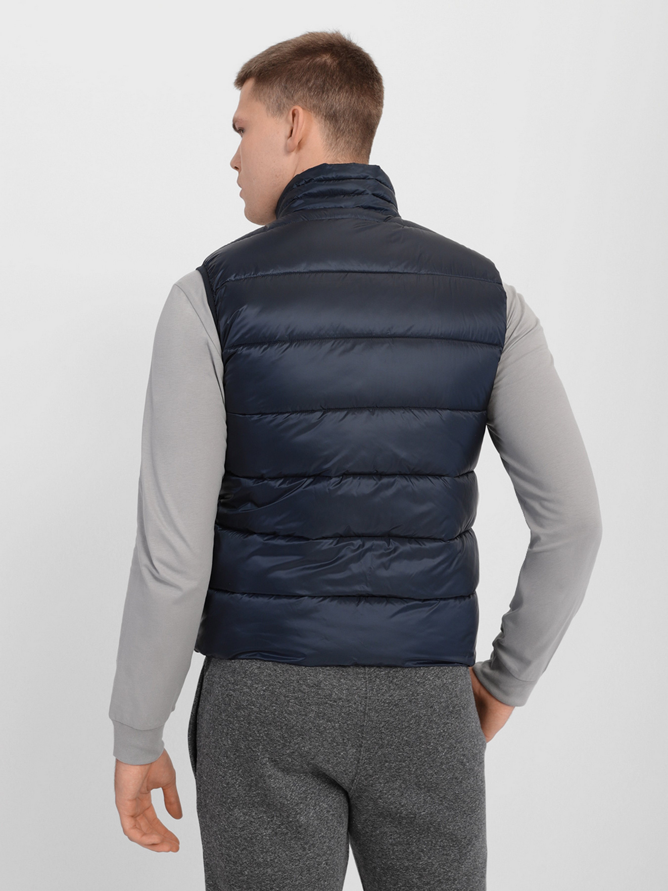 Жилет с утеплителем Champion модель cha216650-NNY/NOXM Фото