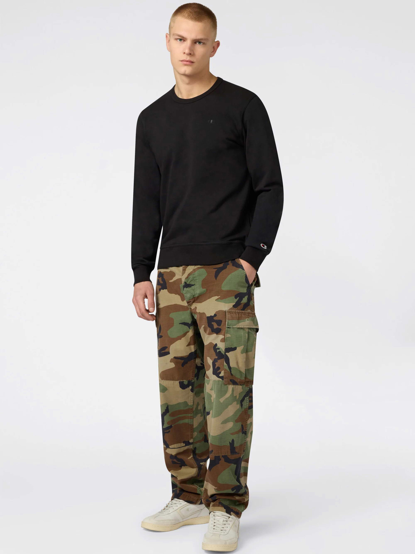 Худи и свитшоты Champion модель 220785-KK001 Фото