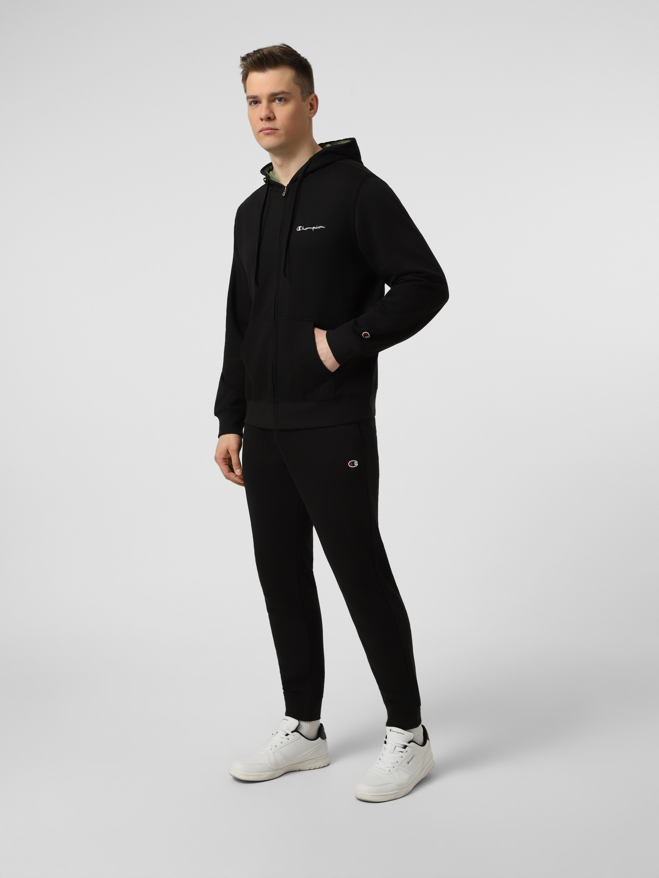 Костюмы Champion модель 222249-KK001 Фото