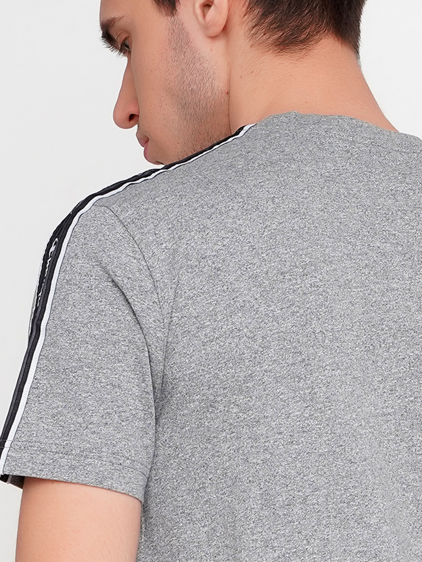 Футболки и поло Champion модель cha214229-GPJM Фото