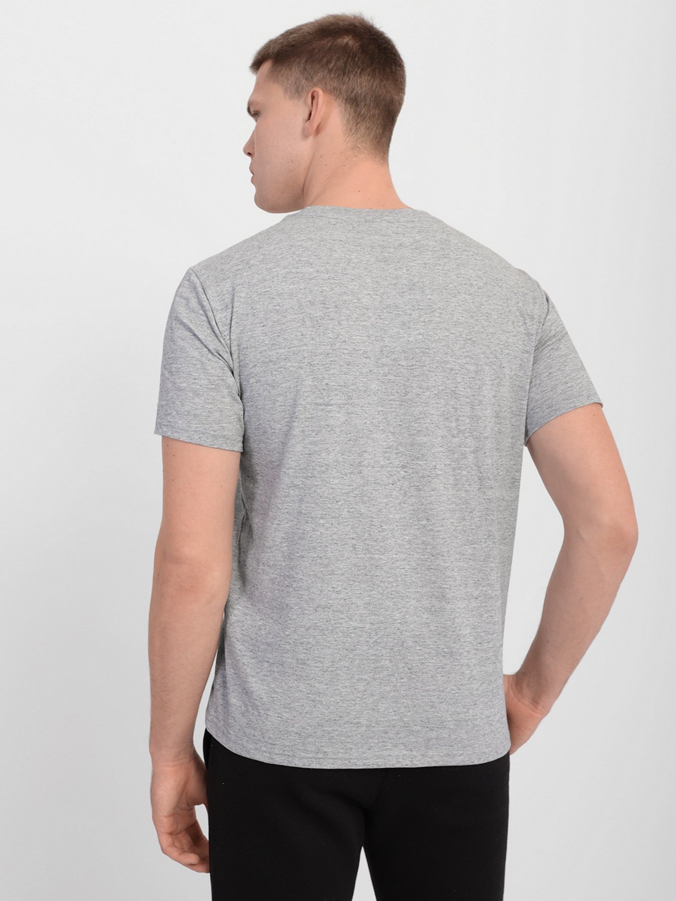 Футболка Champion CREWNECK T-SHIRT модель cha214755-NOXM Фото