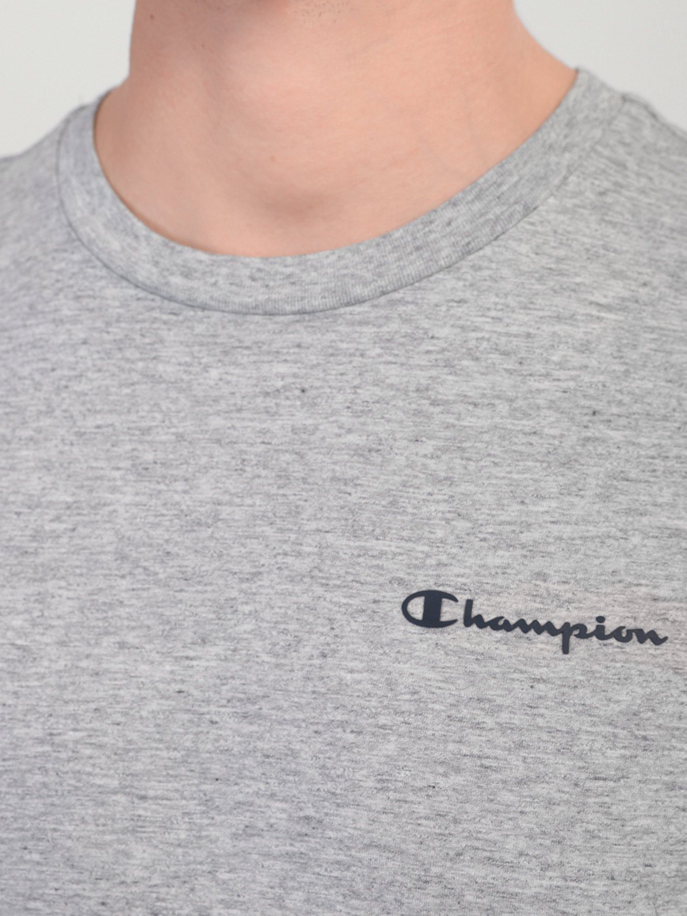 Футболка Champion CREWNECK T-SHIRT модель cha214755-NOXM Фото