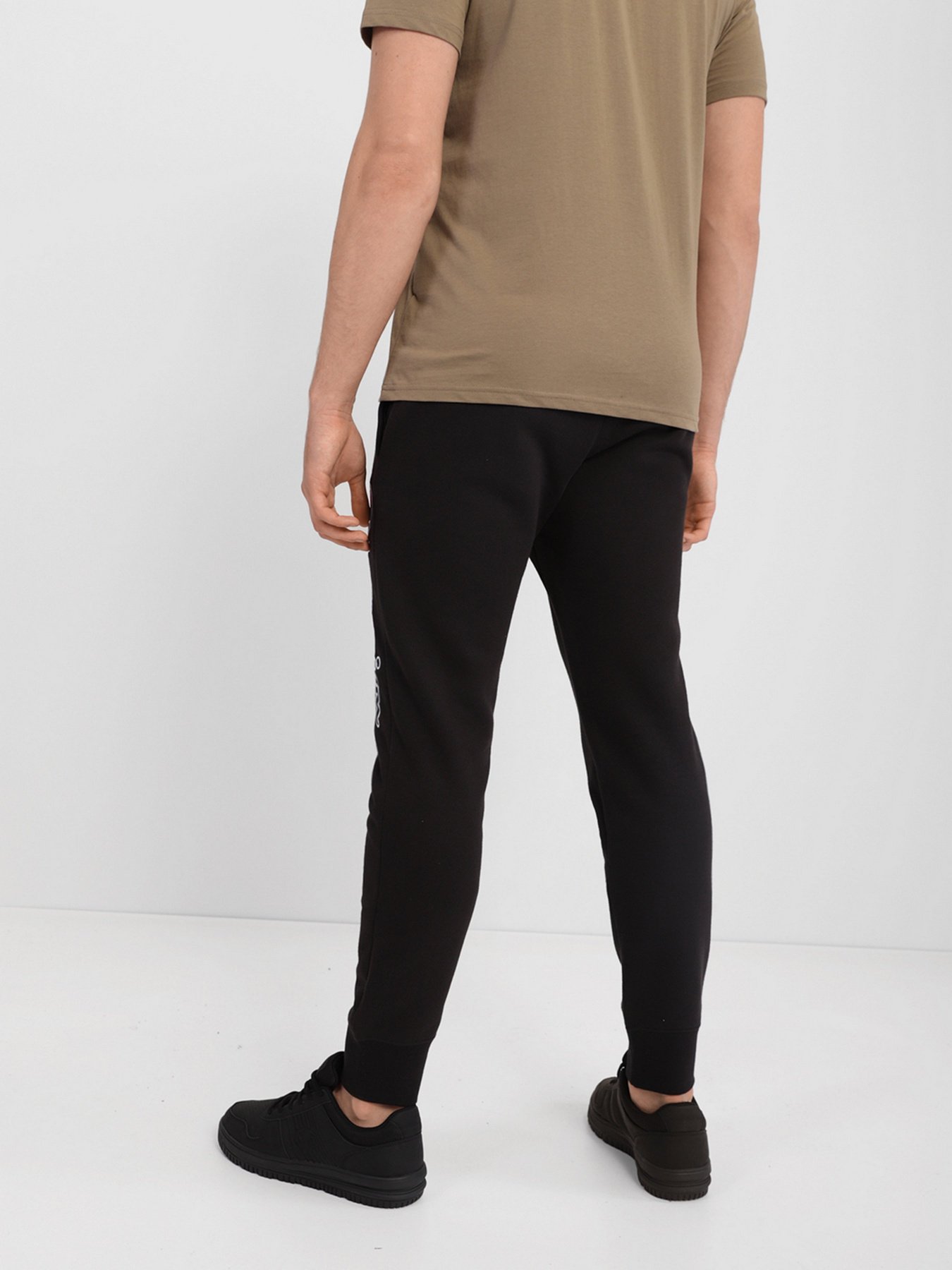 Штаны спортивные Champion RIB CUFF PANTS модель cha216472-NBK Фото