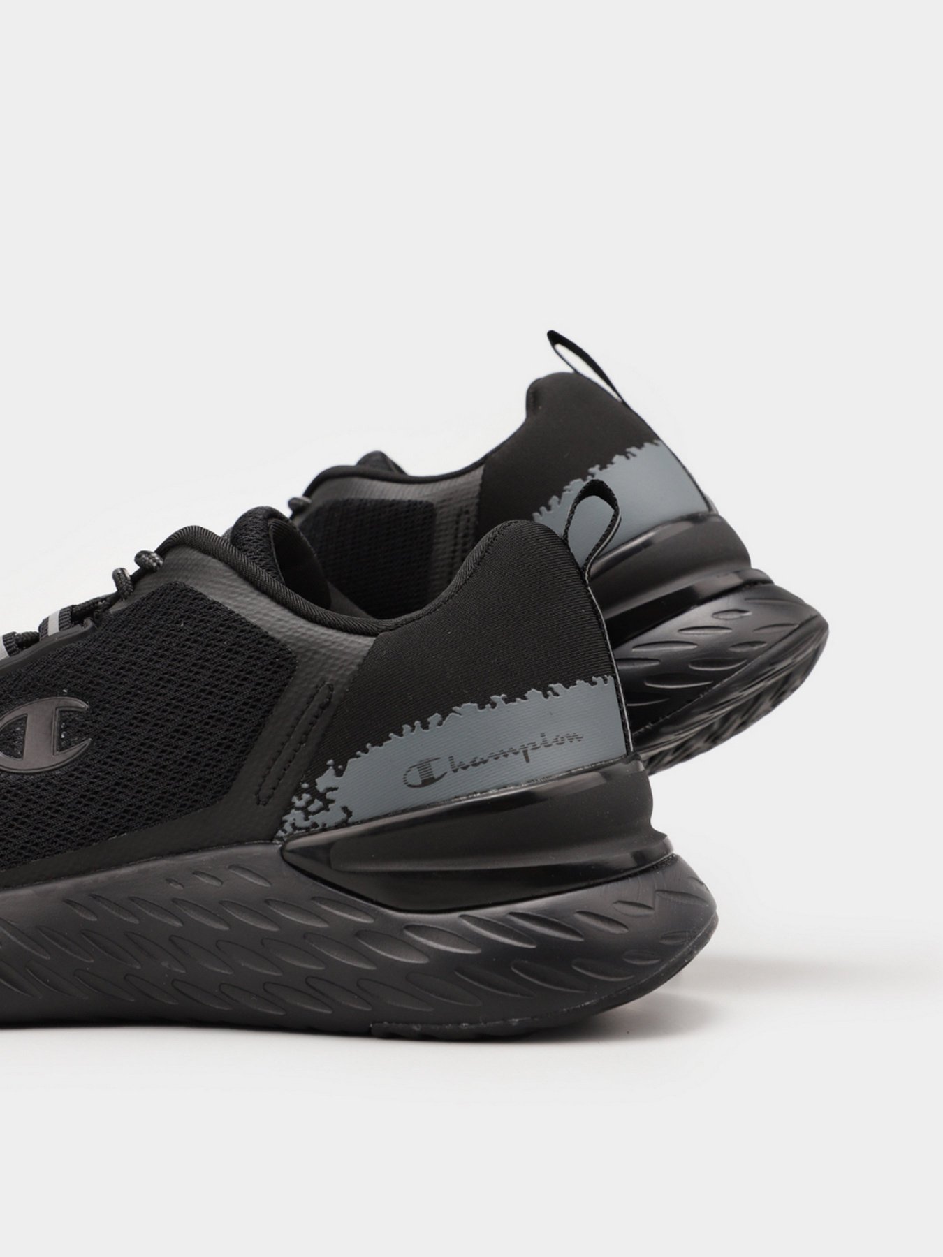 Кроссовки Champion BOLD модель chaS11331-TRIPLE/NBK Фото