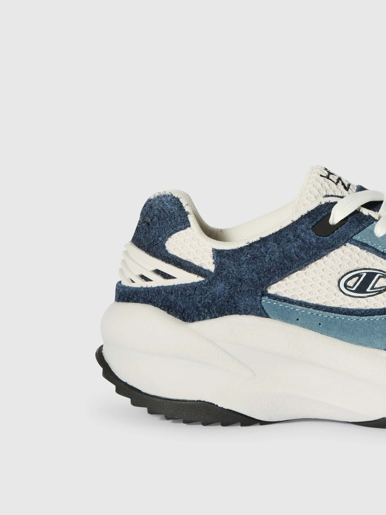 Кросівки Champion HYPERZONE SUEDE модель S60024-WW004 Фото