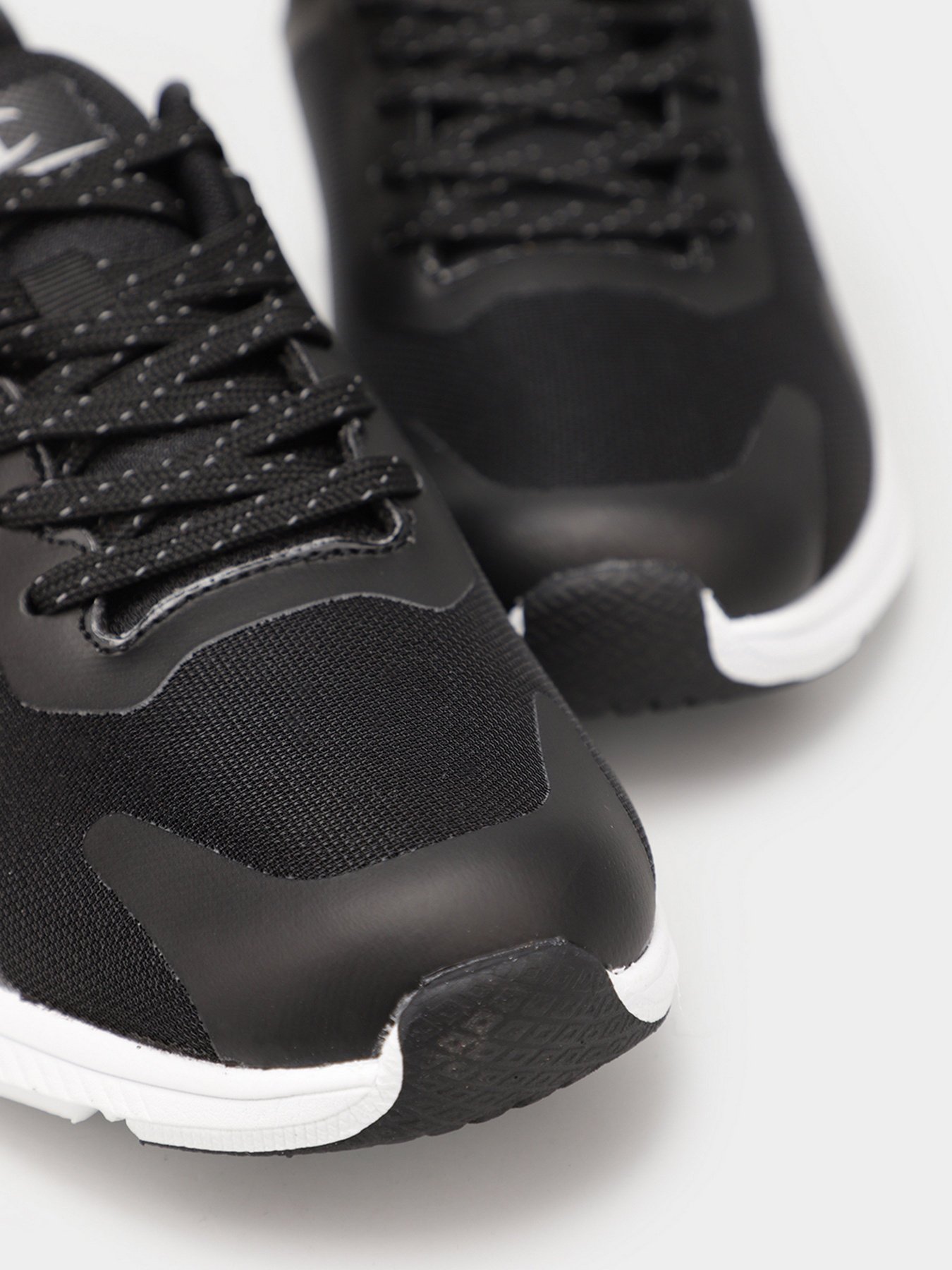 Кроссовки повседневные Champion ORION модель chaS11218-NBK Фото