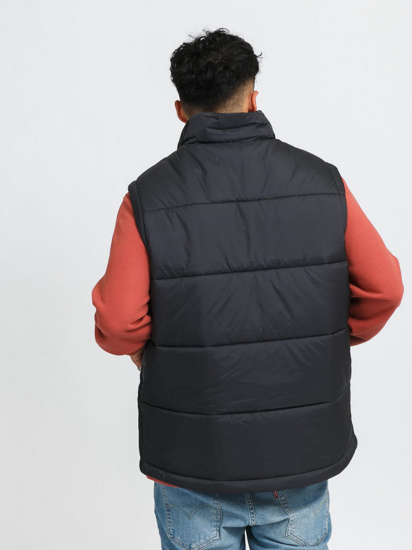 Утепленный жилет Adidas Padded Stand-Up Collar Originals модель H13558 Утепленный жилет Adidas Padded Stand-Up Collar Originals модель H13558 Фото