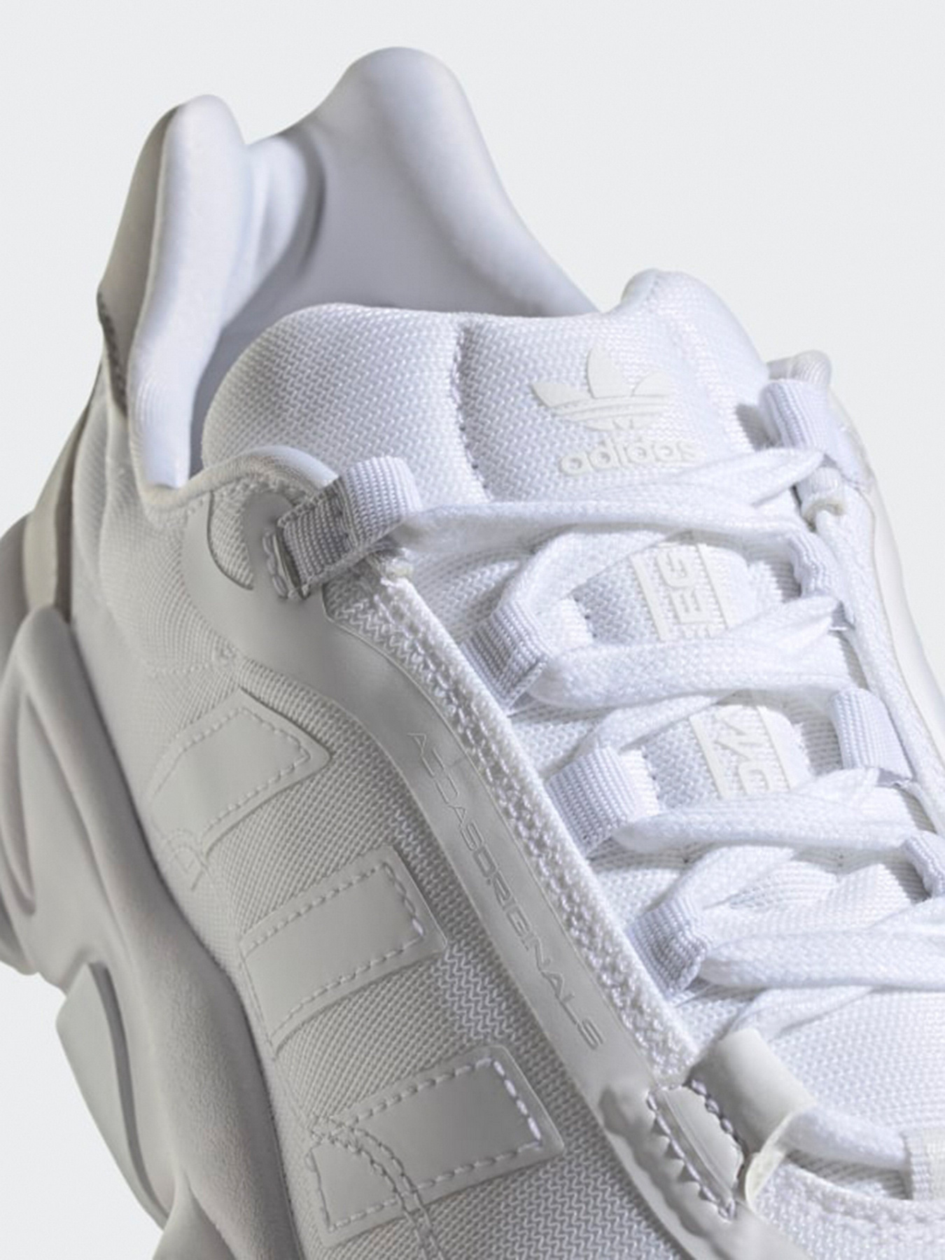 Кроссовки повседневные Adidas OZWEEGO Pure Originals модель H04226 Фото