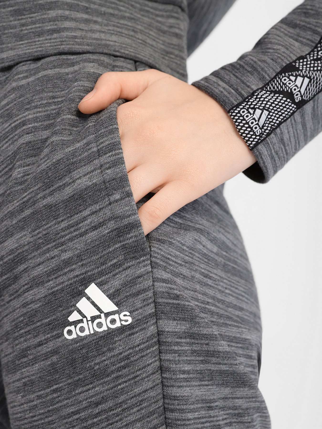 Спортивні штани Adidas Essentials Tape модель GE1132 Фото