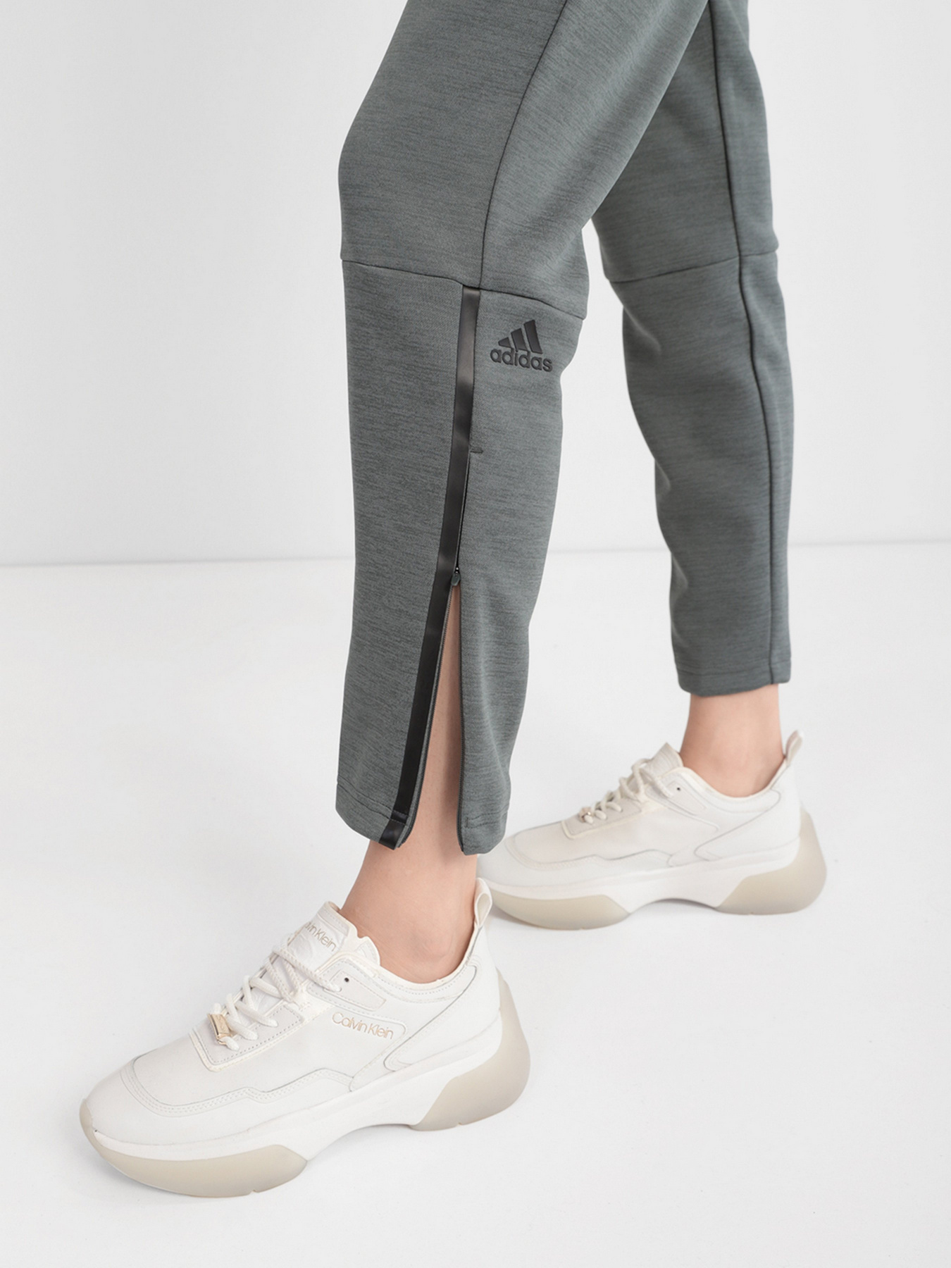 Штаны спортивные Adidas Z.N.E. модель DY9340 Фото