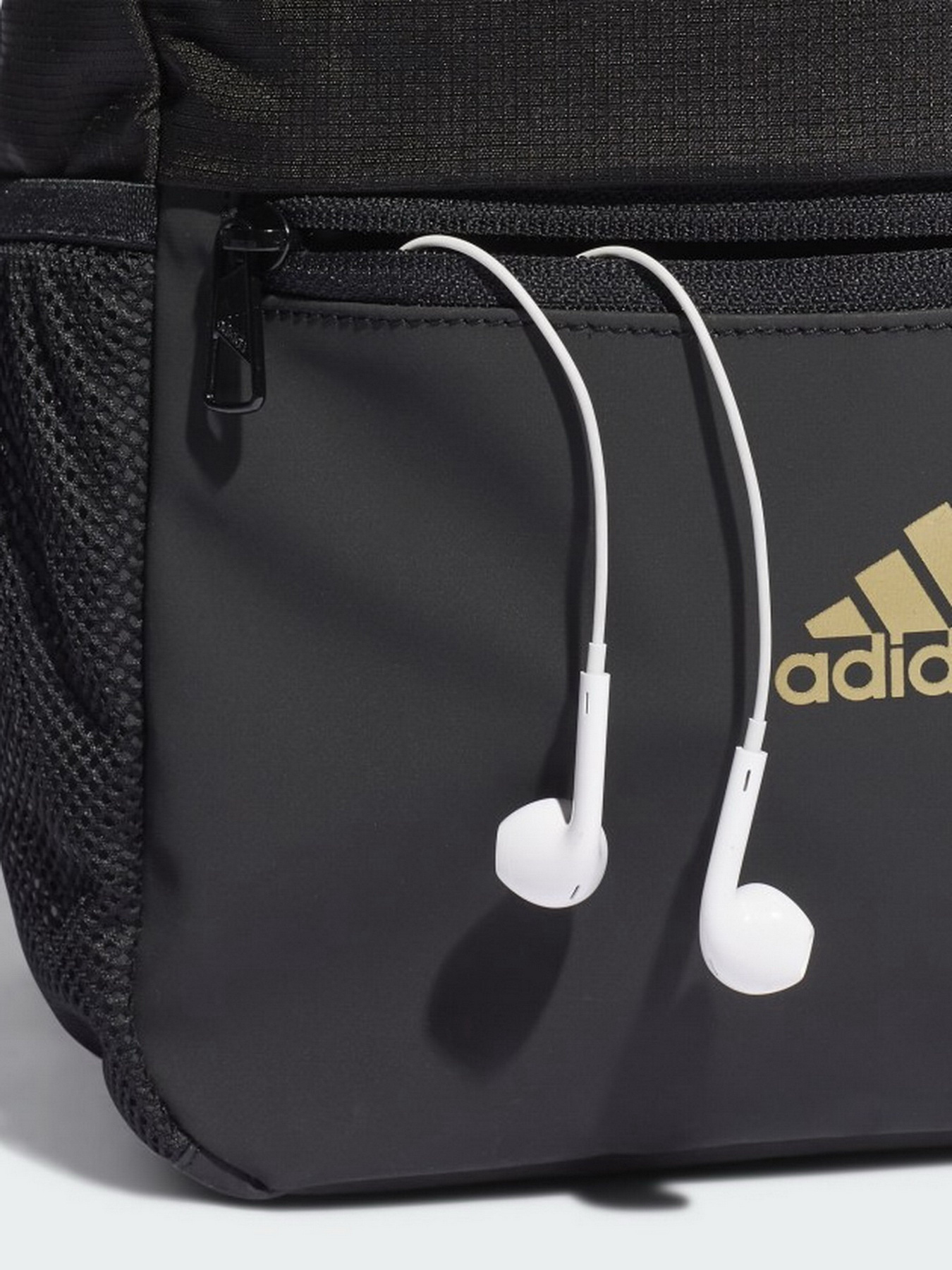 Рюкзаки Adidas Salah модель H44319 Рюкзаки Adidas Salah модель H44319 Фото