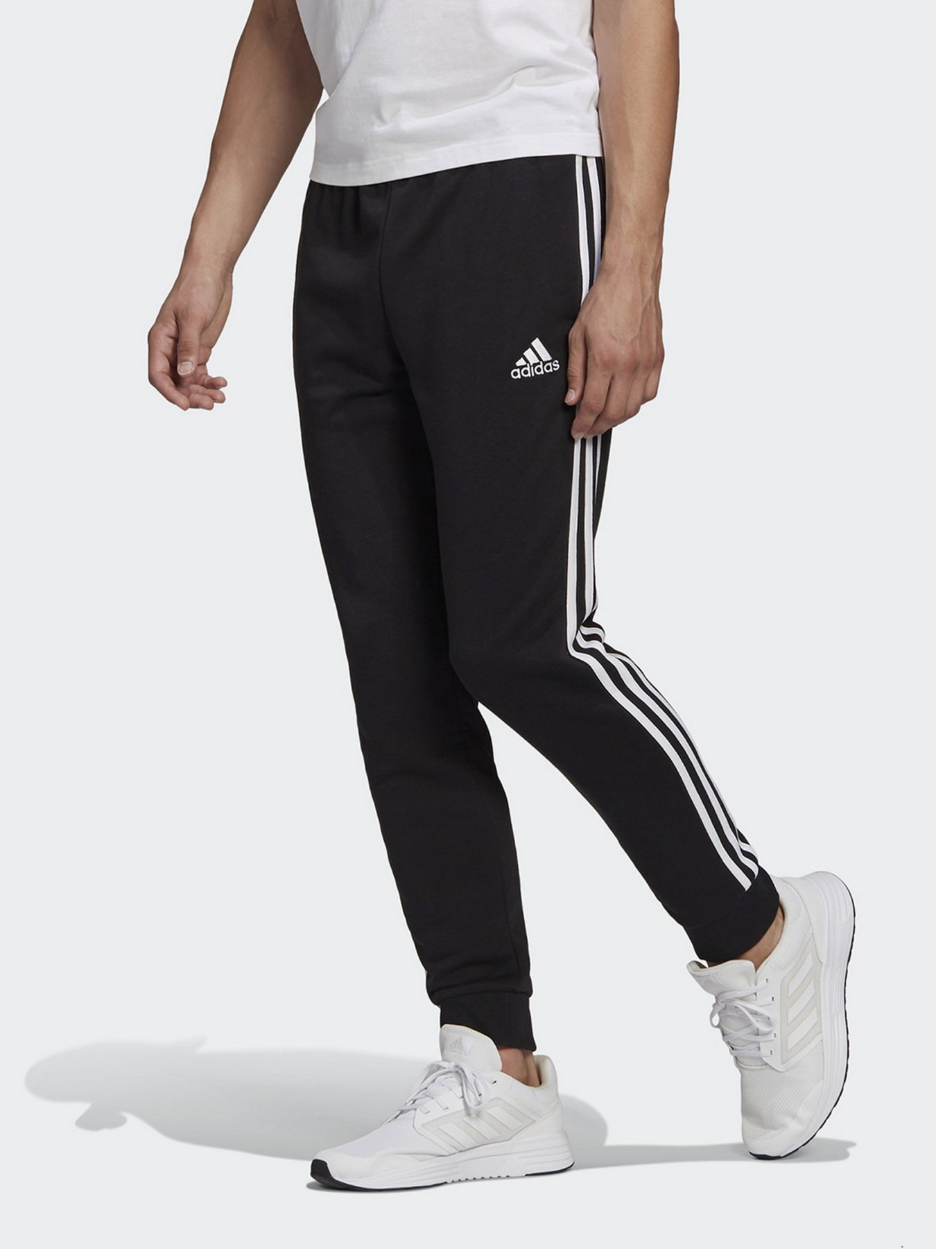Штани спортивні Adidas Essentials Cuff 3-Stripes модель GK8831 Фото