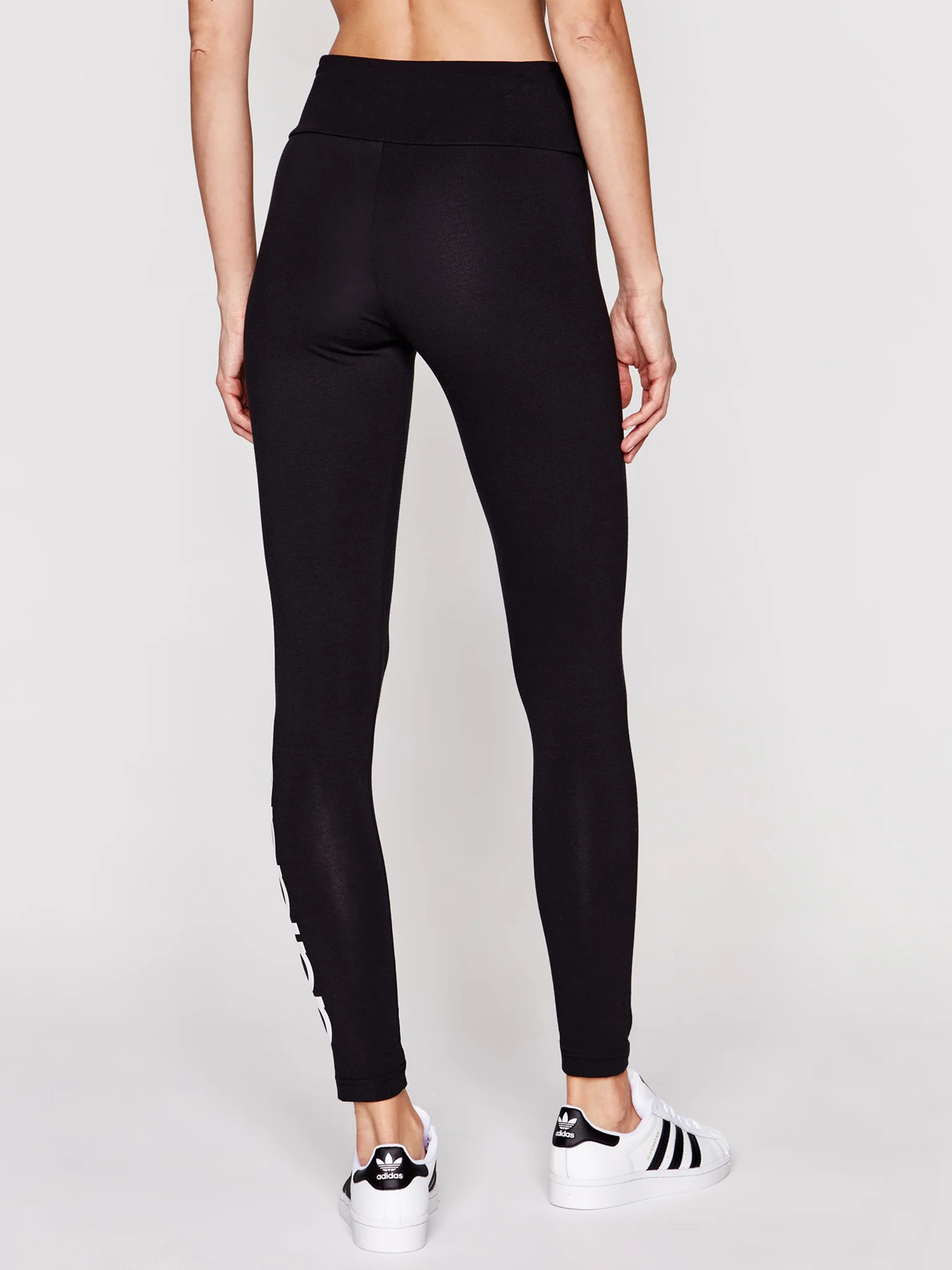 Спортивні леггінси Adidas LOUNGEWEAR ESSENTIALS модель GL0633 Фото