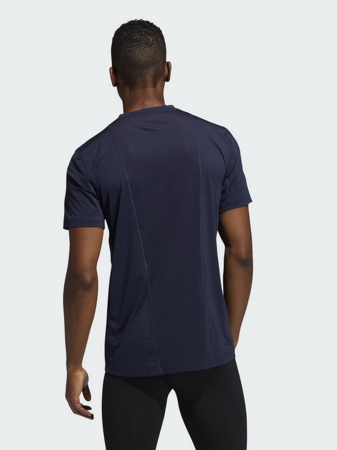 Спортивная футболка Adidas Techfit 3-Stripes модель GL9881 Фото