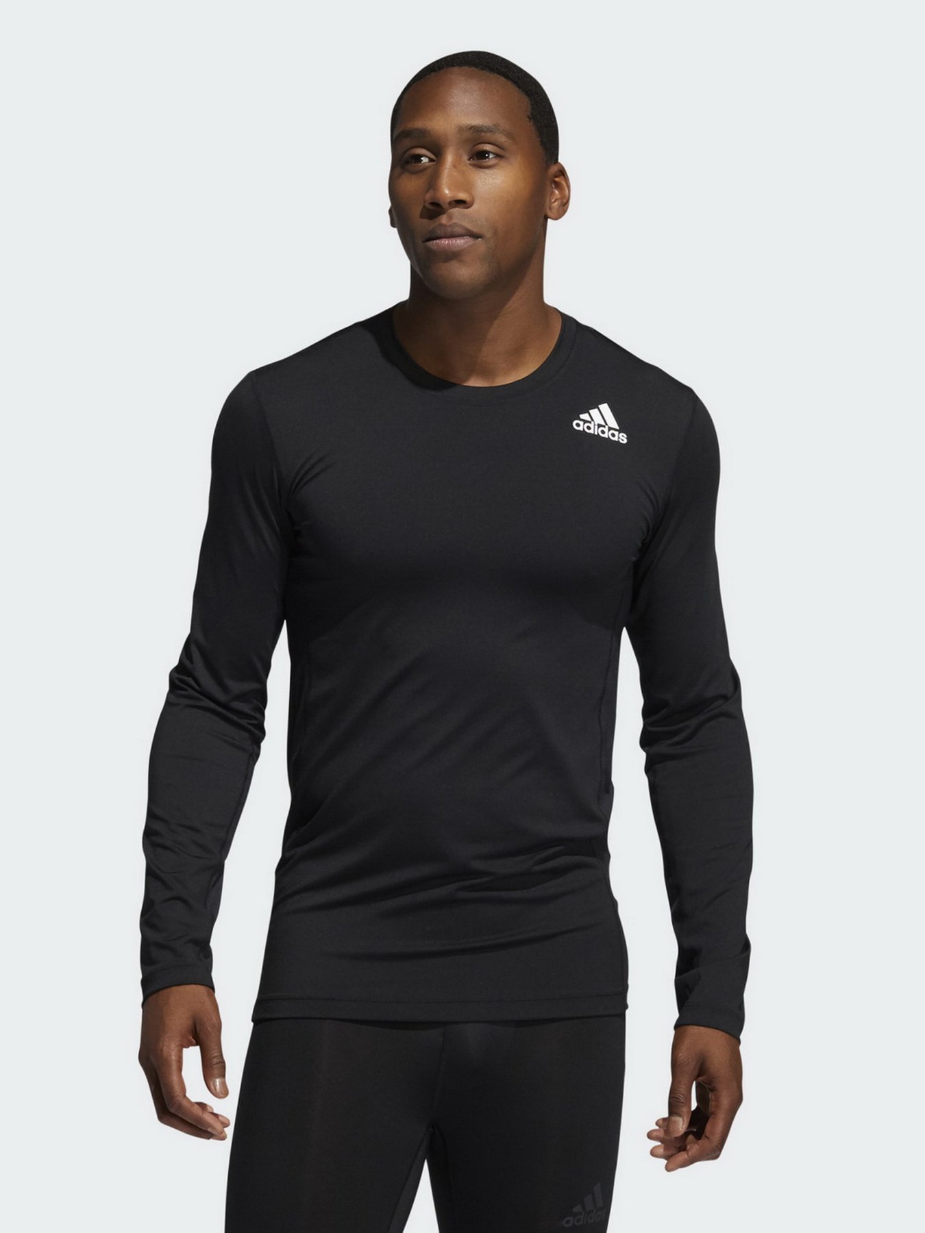 Кофта спортивная Adidas Techfit Compression модель GM5038 Фото