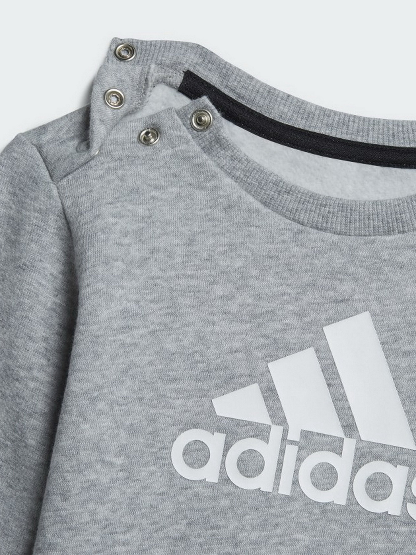 Спортивный костюм Adidas Badge of Sport Performance модель H28835 Фото