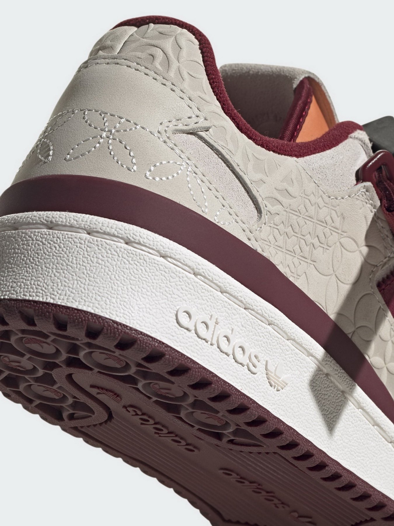 Кеды низкие Adidas Forum Low модель GX8866 Фото