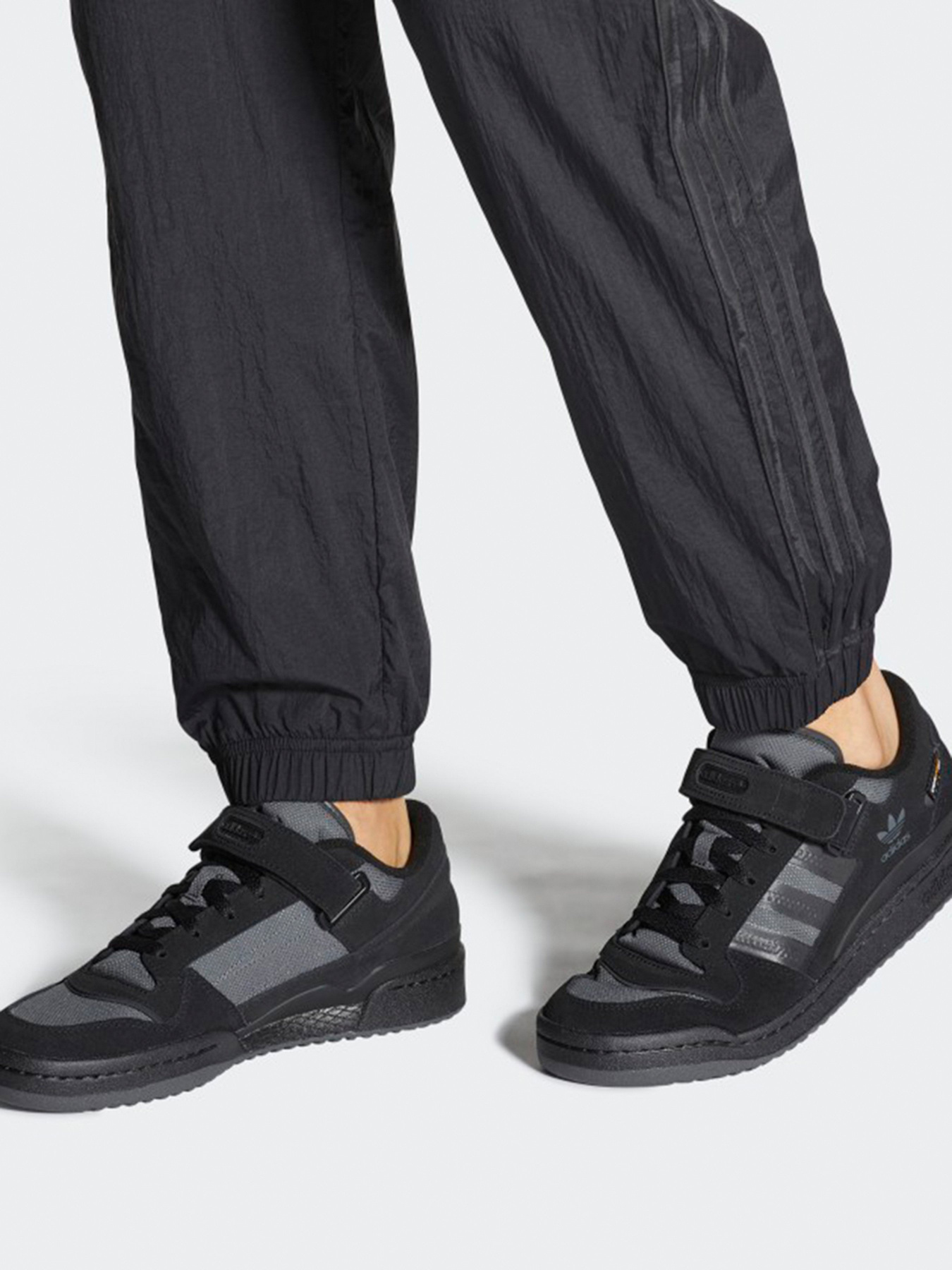 Кеди низькі Adidas Forum Low модель GY5720 Кеди низькі Adidas Forum Low модель GY5720 Фото