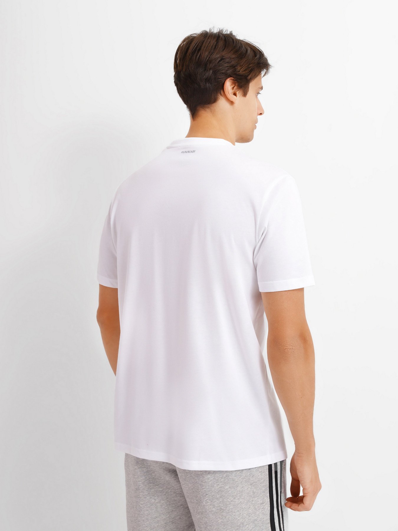 Футболки і поло Adidas Aeroready Training Graphic модель HA4073 Фото