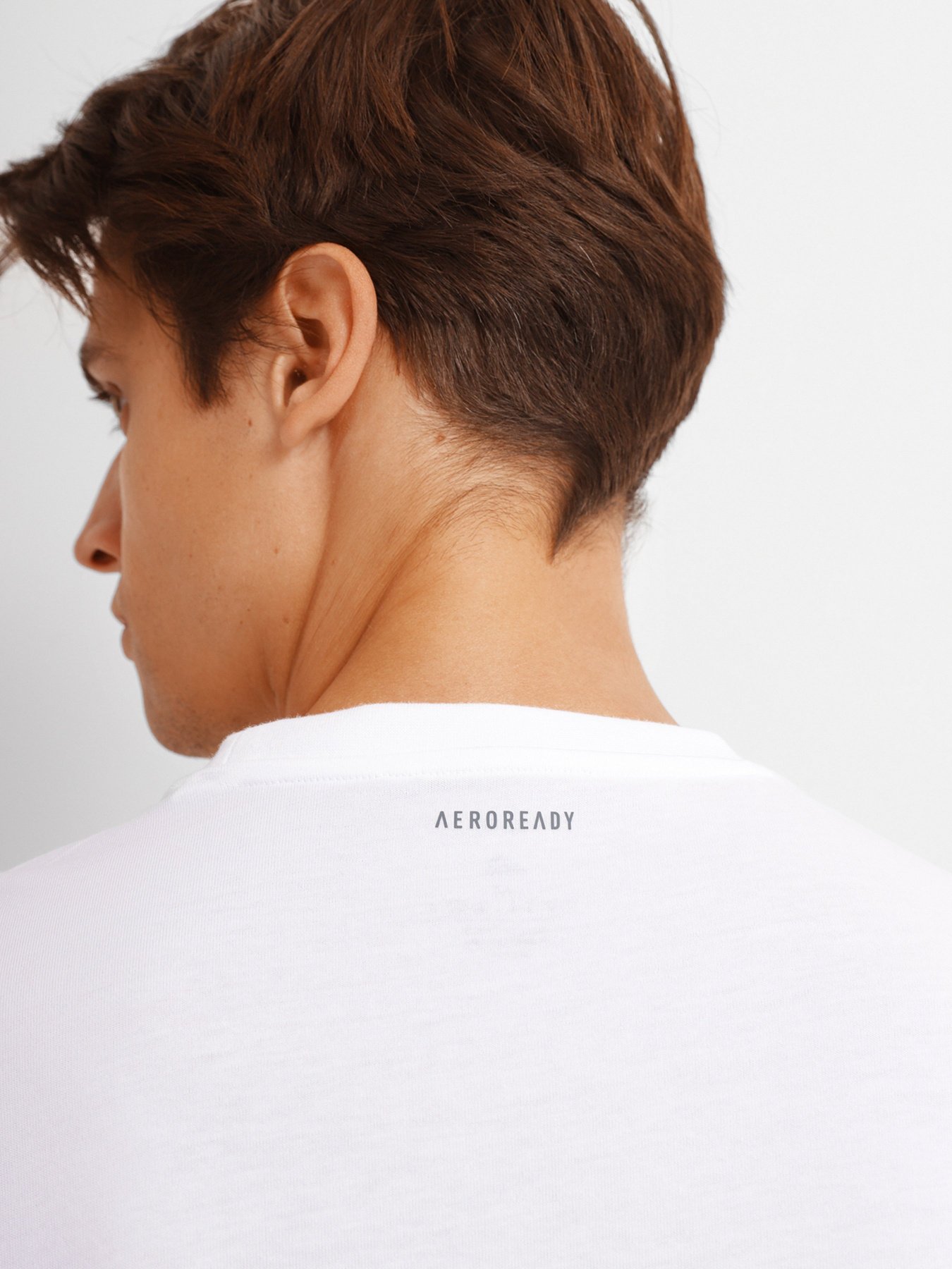 Спортивна футболка Adidas Aeroready Training Graphic модель HA4073 Фото