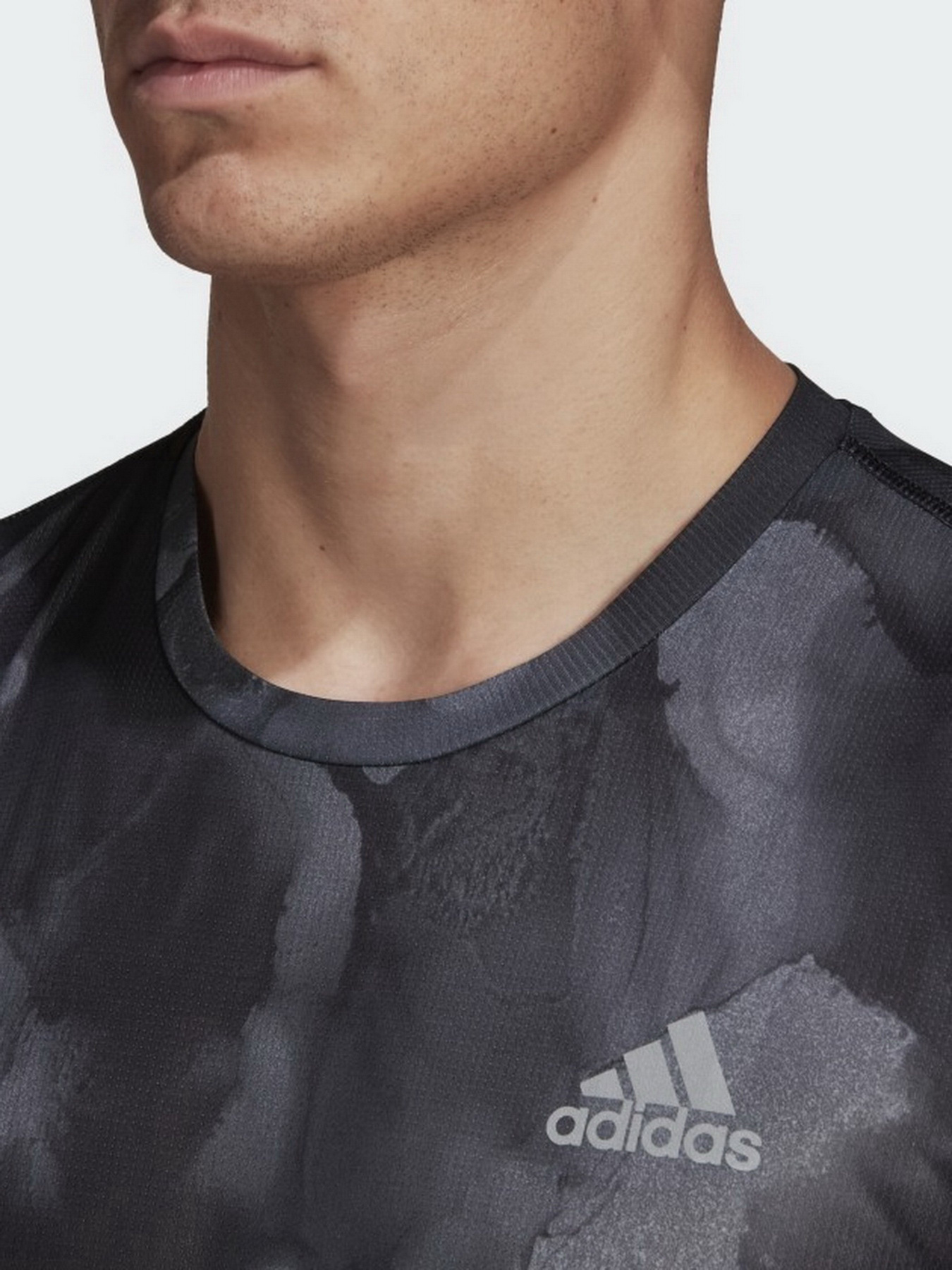 Футболка спортивная Adidas Fast Graphic Performance модель HA6542 Фото