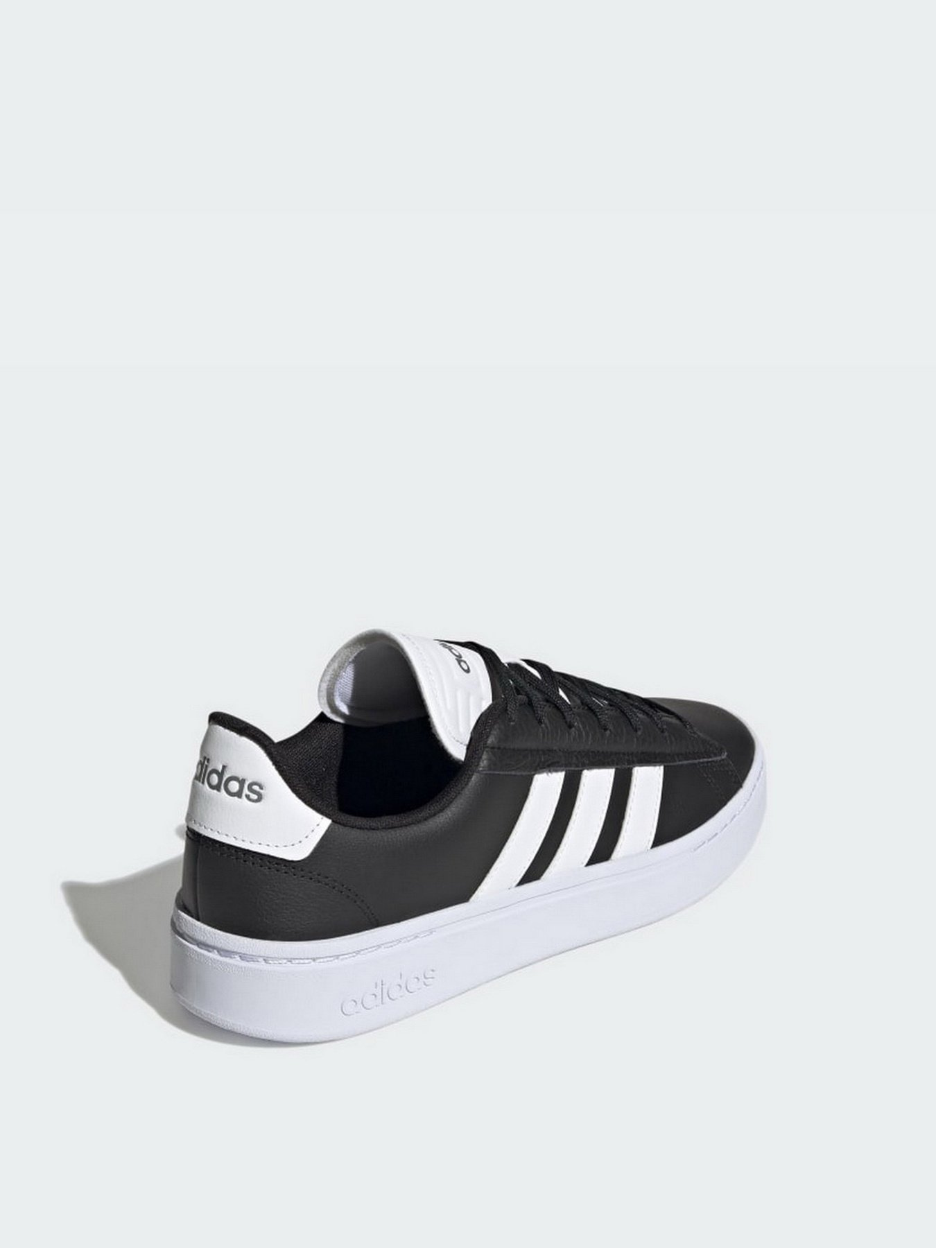 Кеды низкие Adidas Grand Court Alpha модель GY7986 Кеды низкие Adidas Grand Court Alpha модель GY7986 Фото