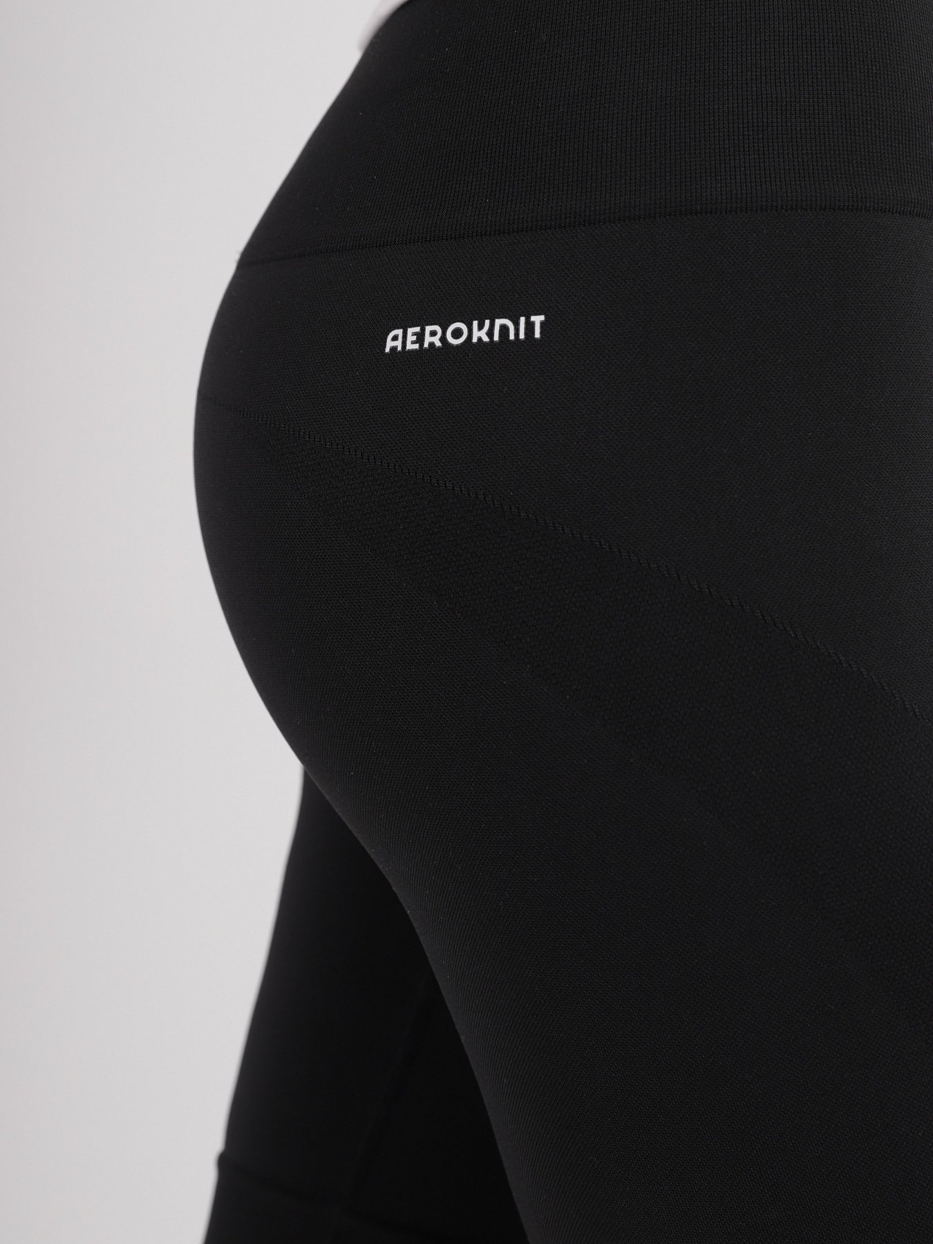 Велосипедки Adidas Aeroknit Seamless модель HA6607 Фото