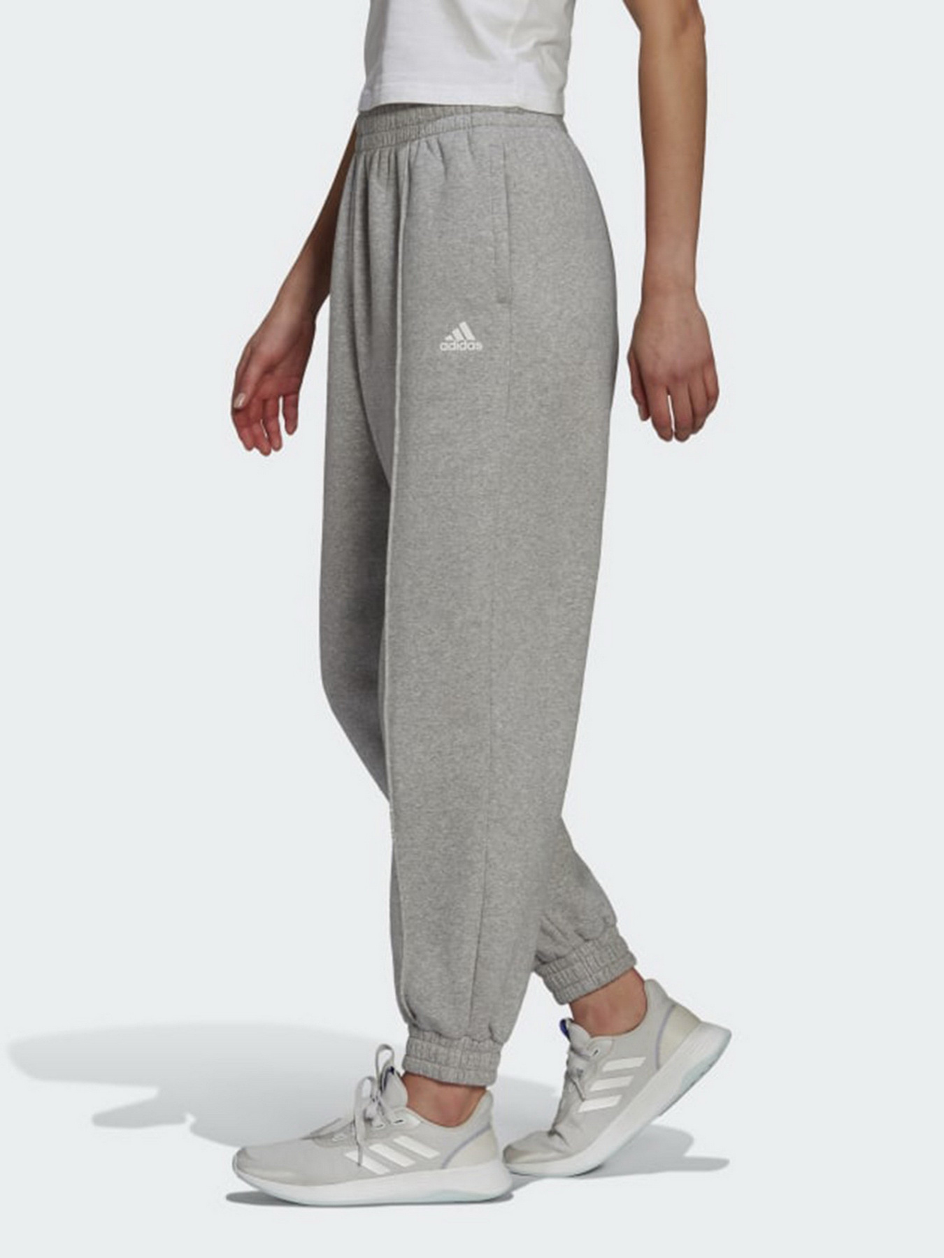 Штаны спортивные Adidas Essentials Studio модель HA6612 Фото
