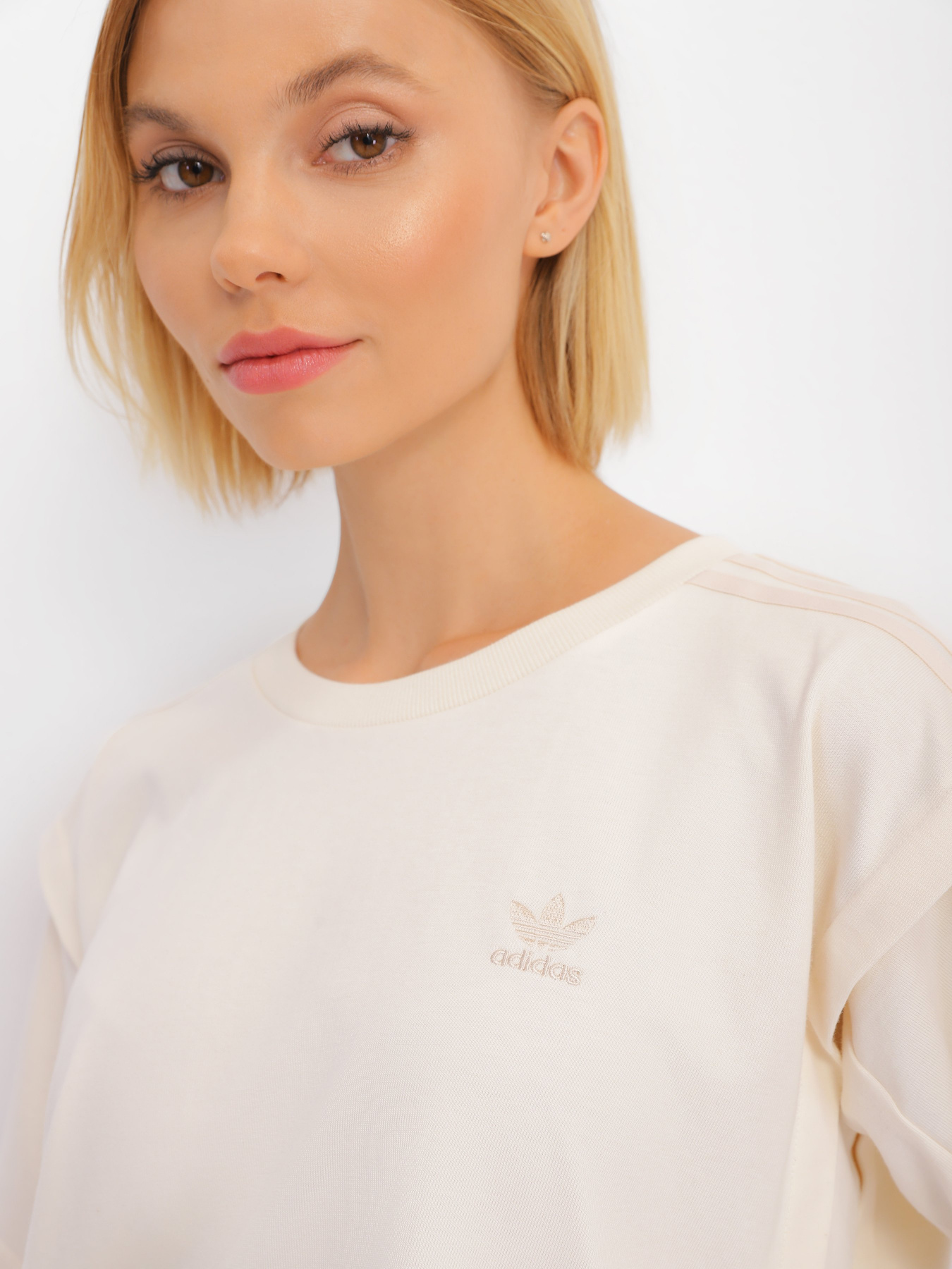 Футболка Adidas ADICOLOR CLEAN CLASSICS модель HC2013 Фото