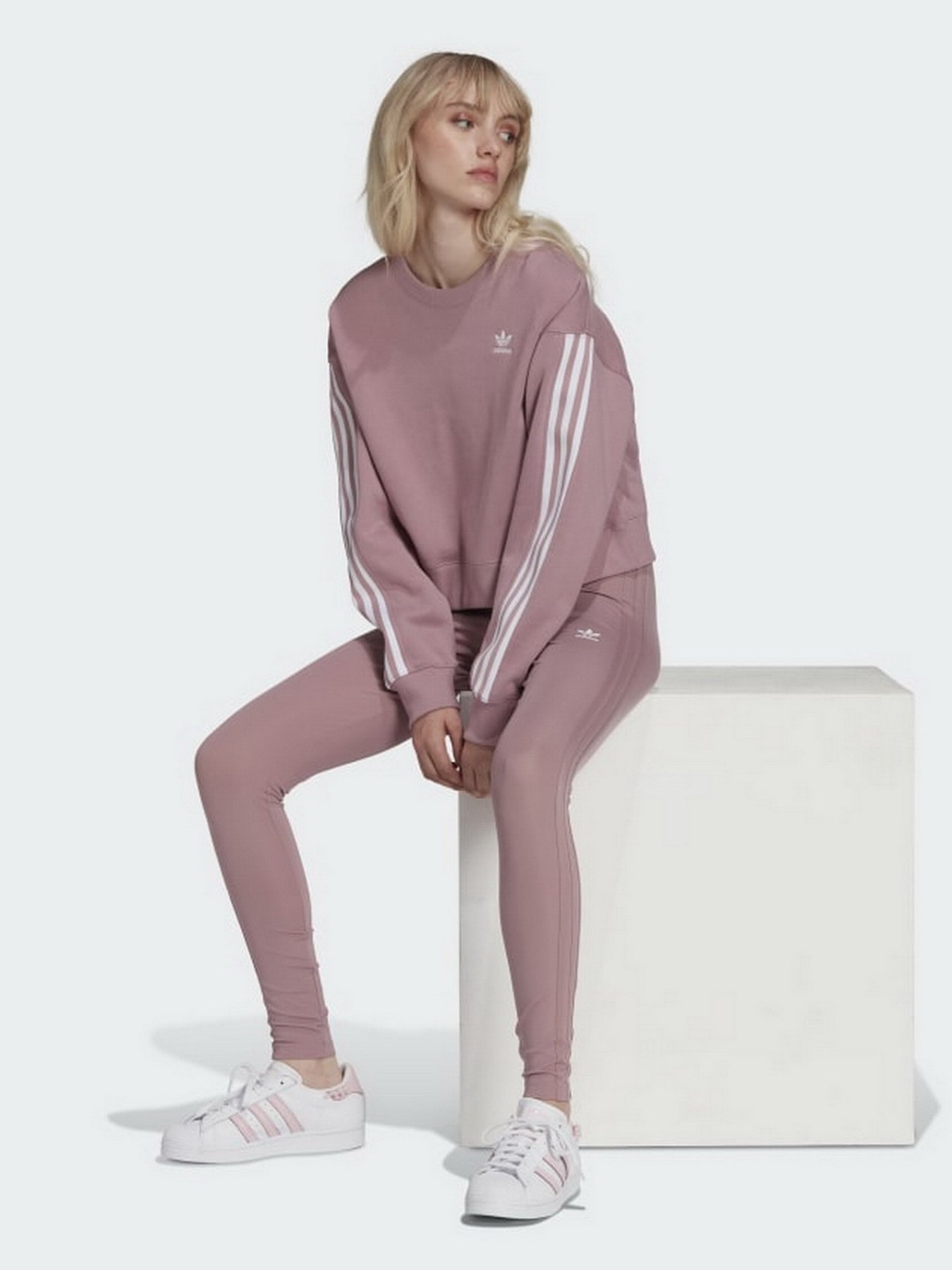 Свитшот Adidas Adicolor Classics модель HC2027 Фото