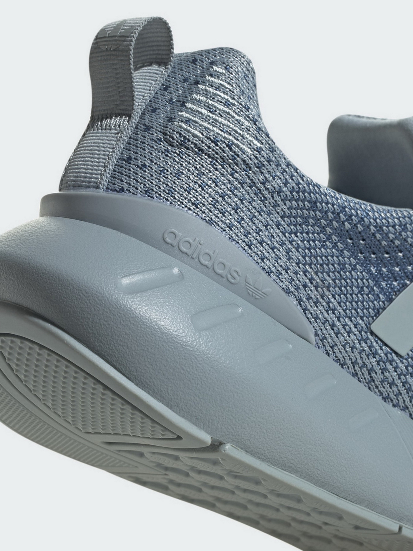 Кроссовки Adidas Swift Run 22 Originals модель GV7970 Фото