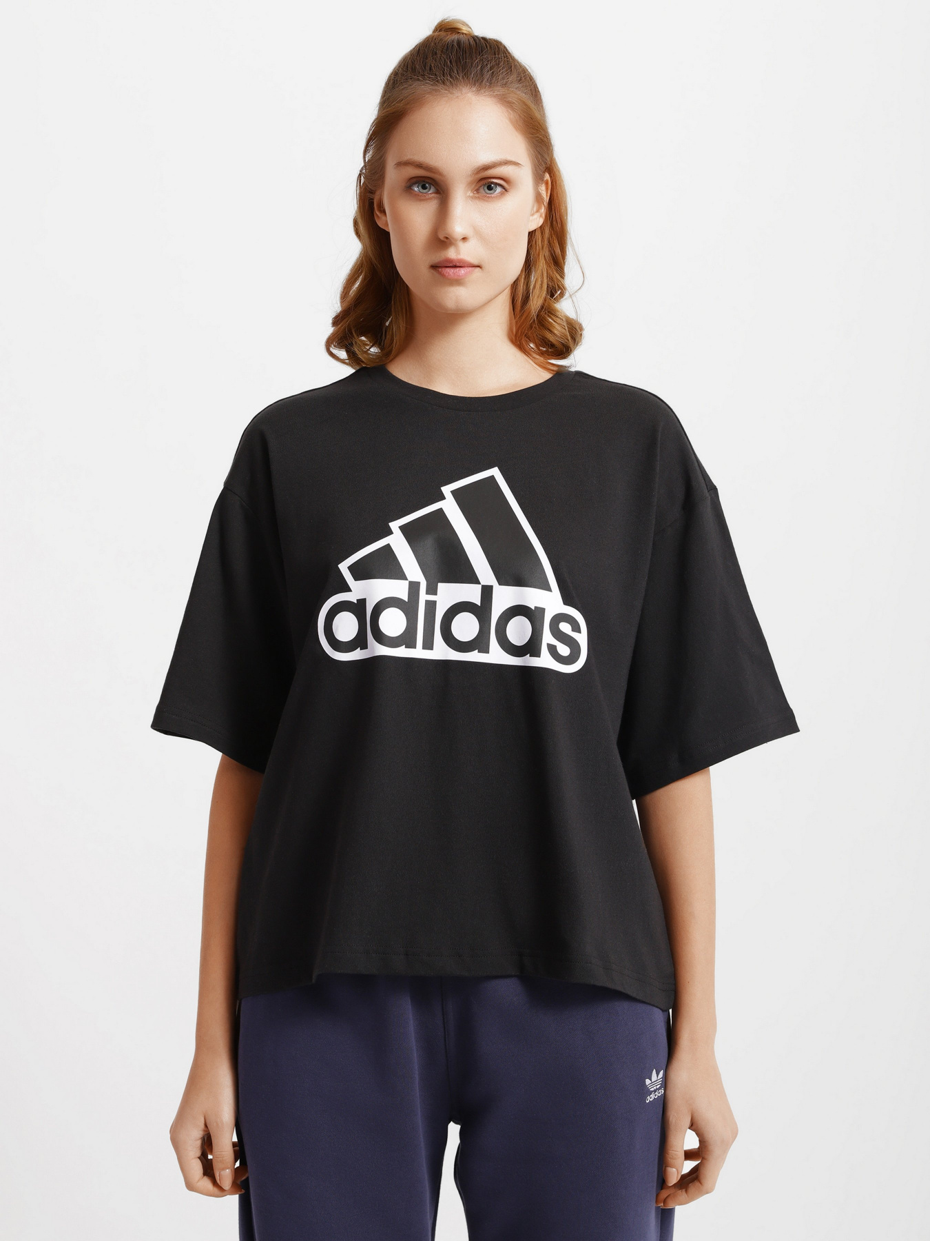 Футболка Adidas Essentials Logo Boxy модель HC9189 Фото