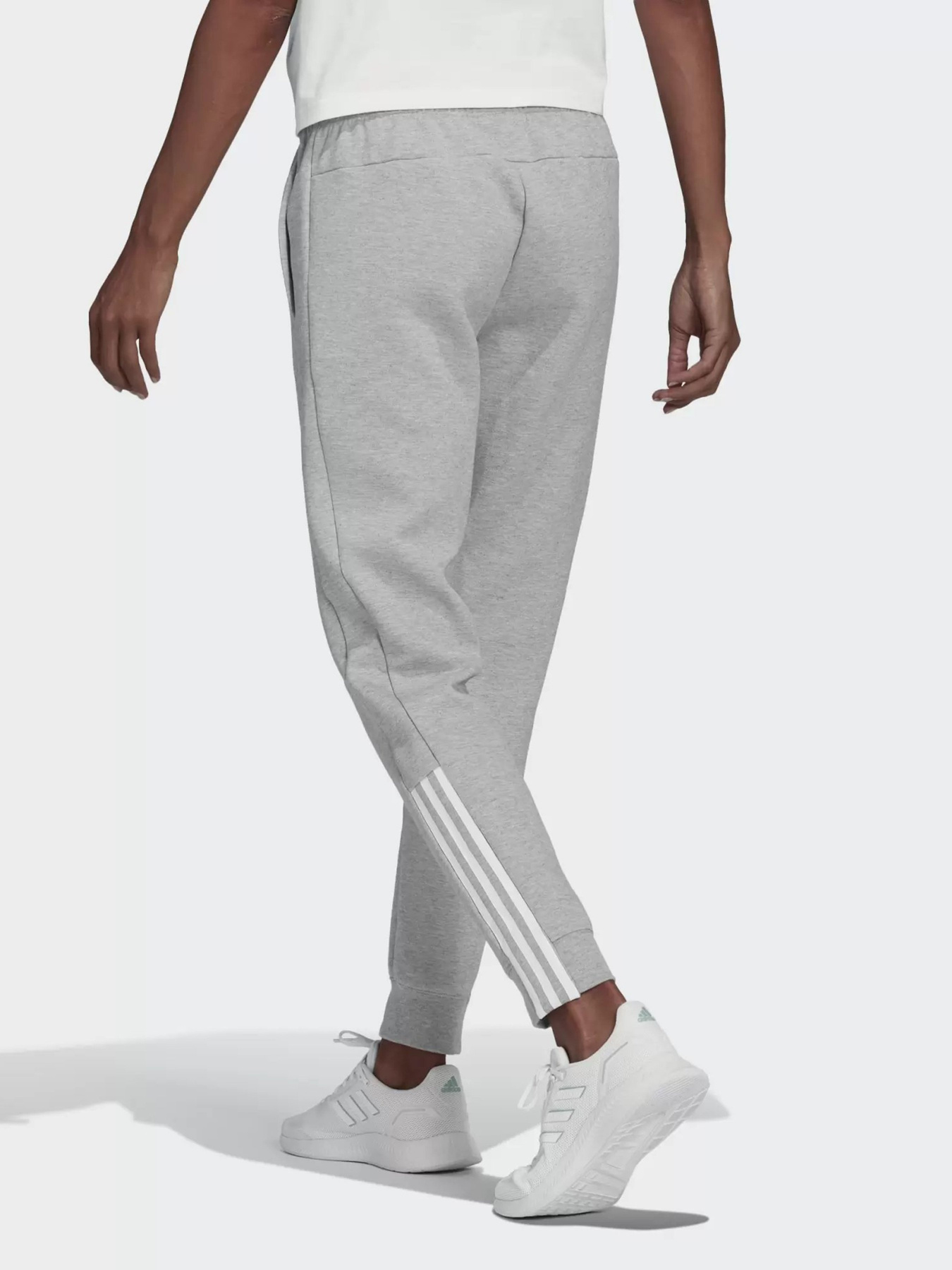 Штаны спортивные Adidas ESSENTIALS 3-STRIPES модель HD1721 Фото