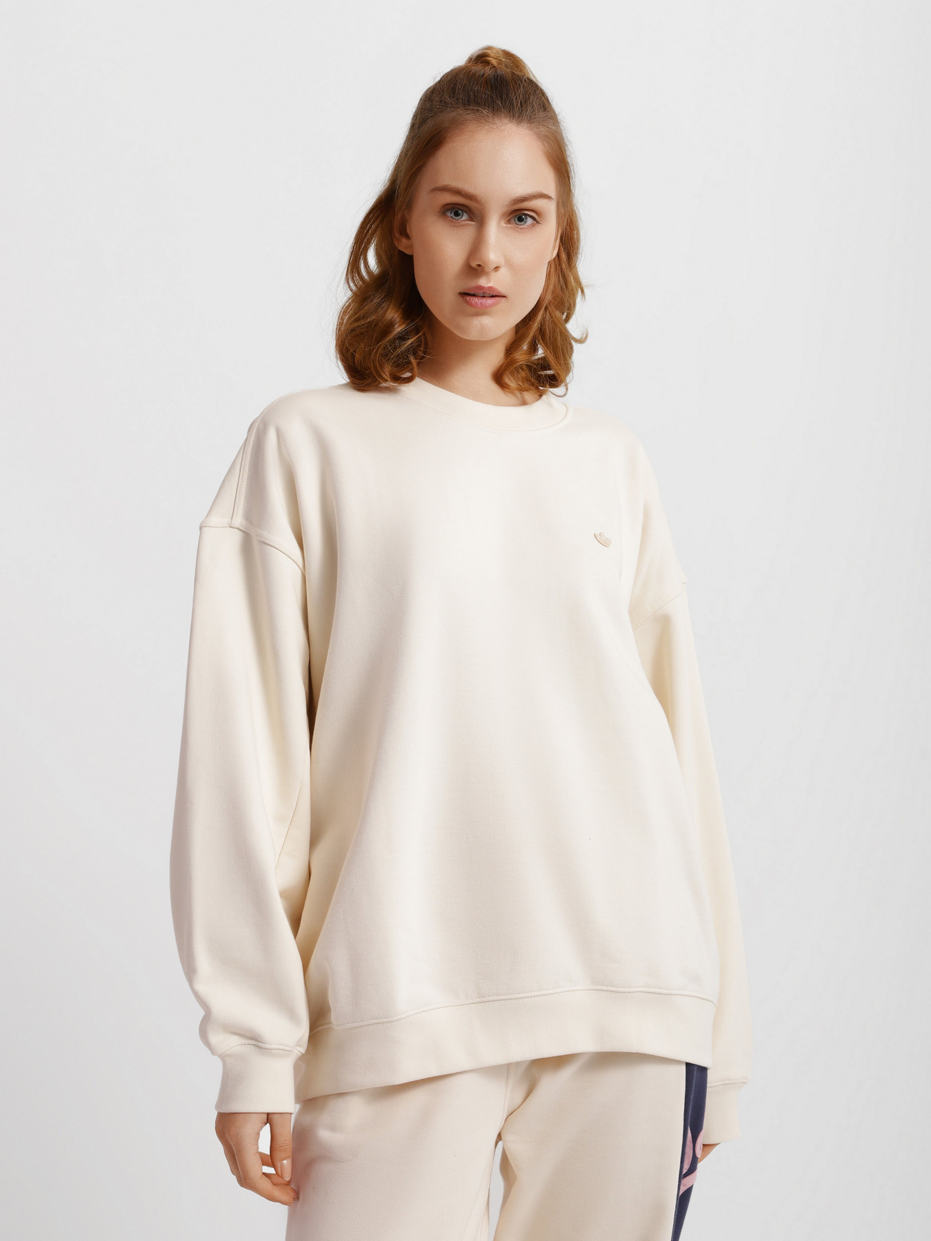 Світшот Adidas Adicolor Oversize No-Dye модель HE0377 Фото