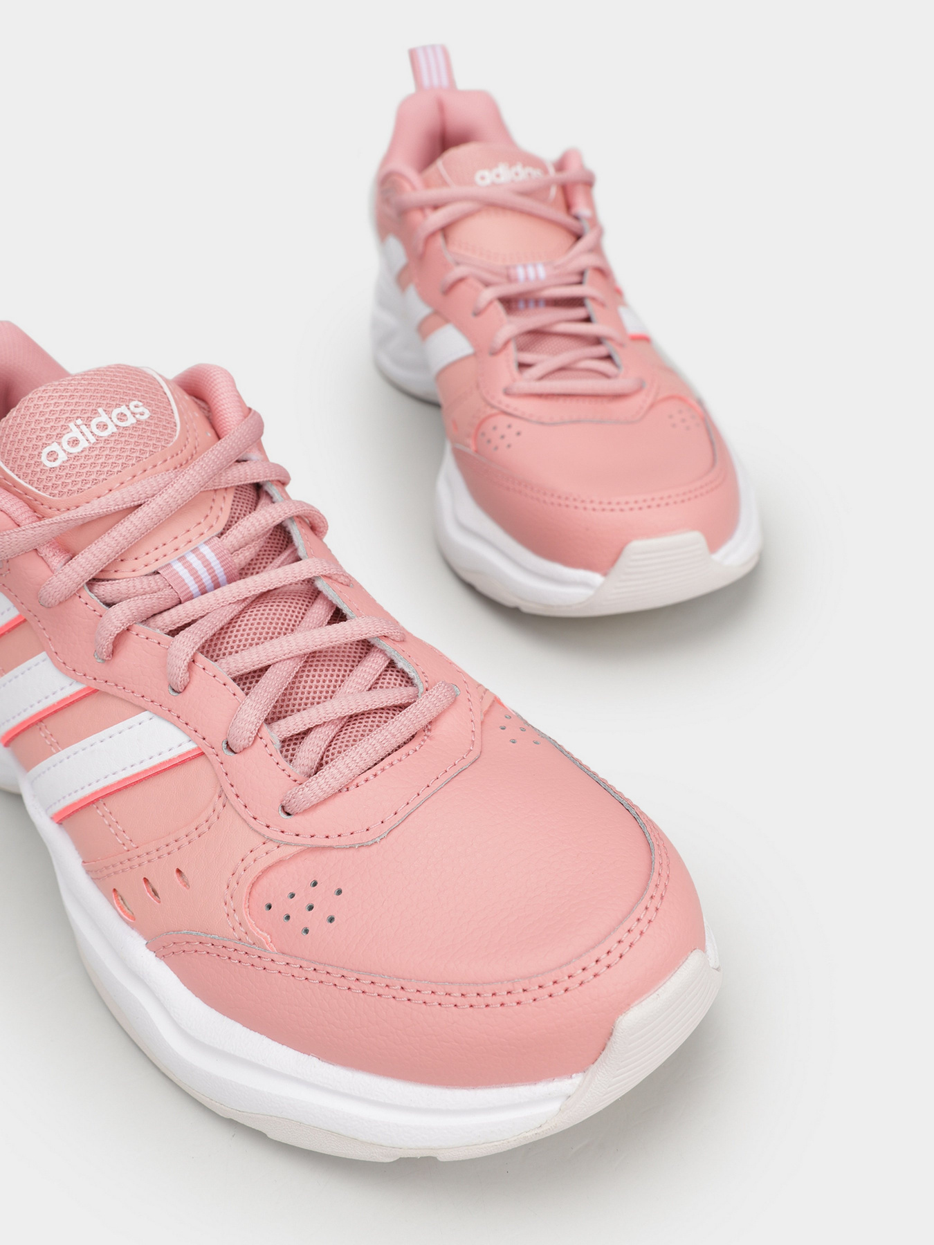 Кроссовки Adidas Strutter Performance модель GX0672 Фото