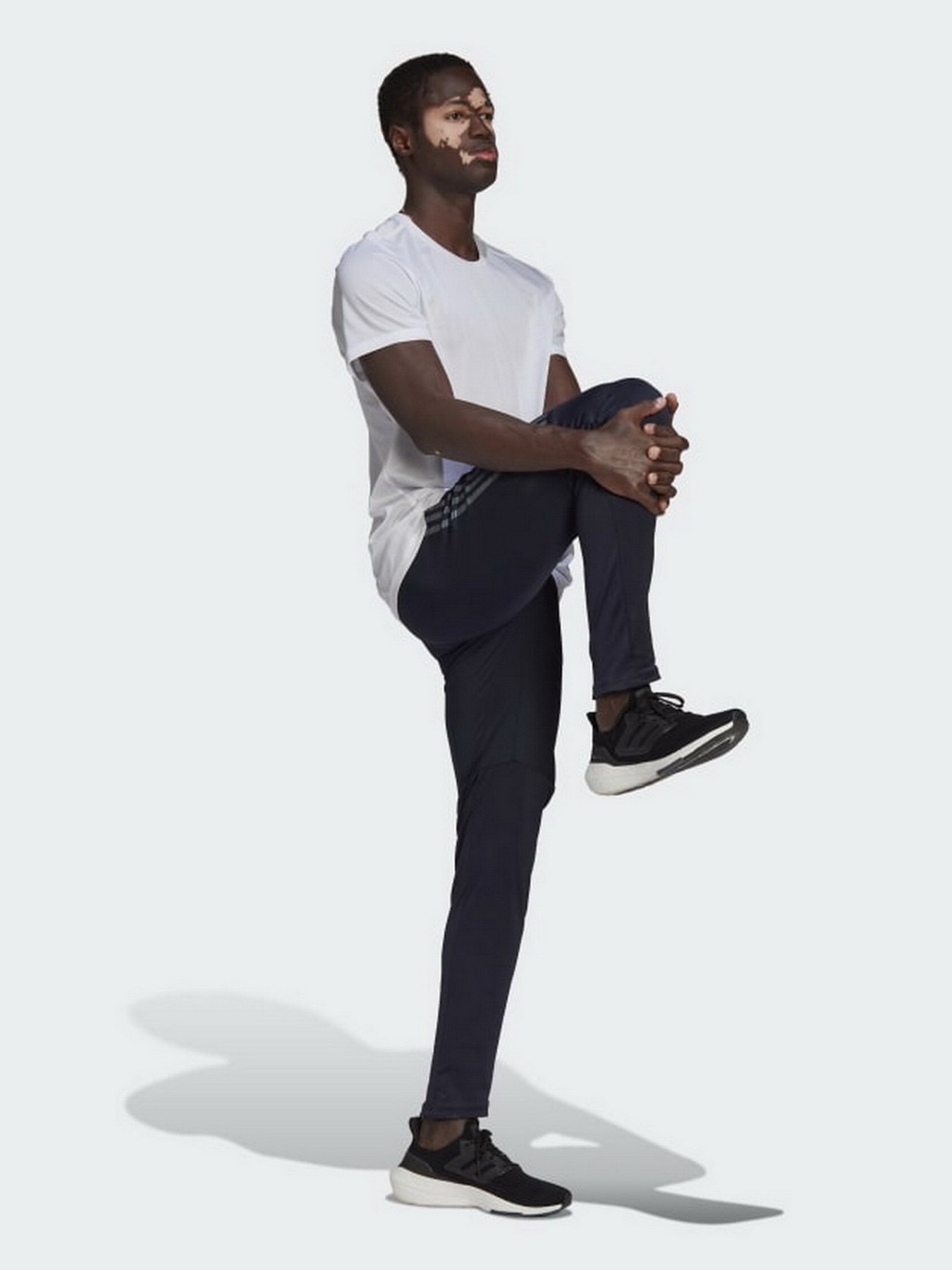 Штаны спортивные Adidas Run Icon Performance модель HE2471 Фото