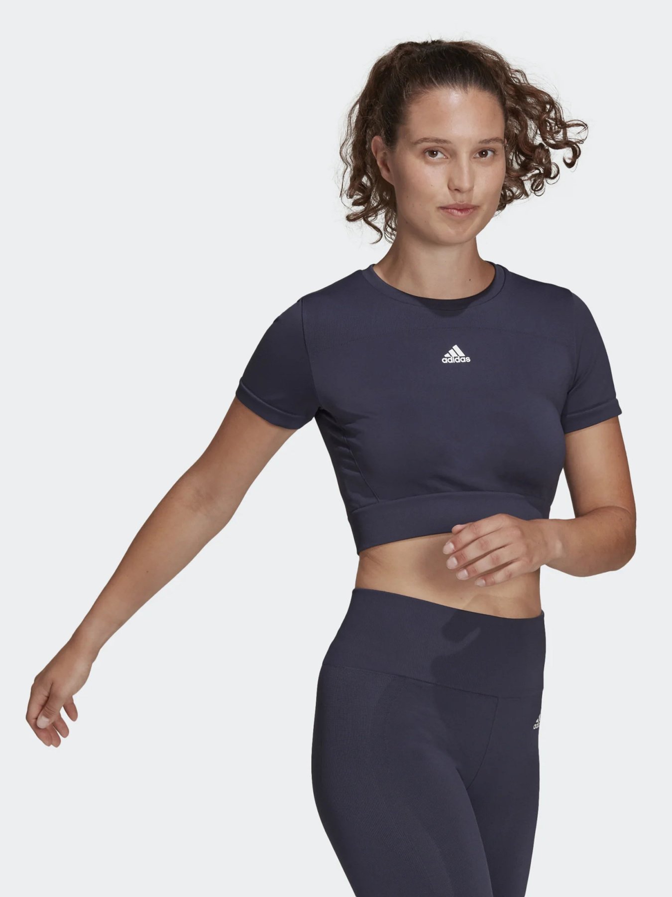 Спортивный топ Adidas Aeroknit модель HE2971 Фото