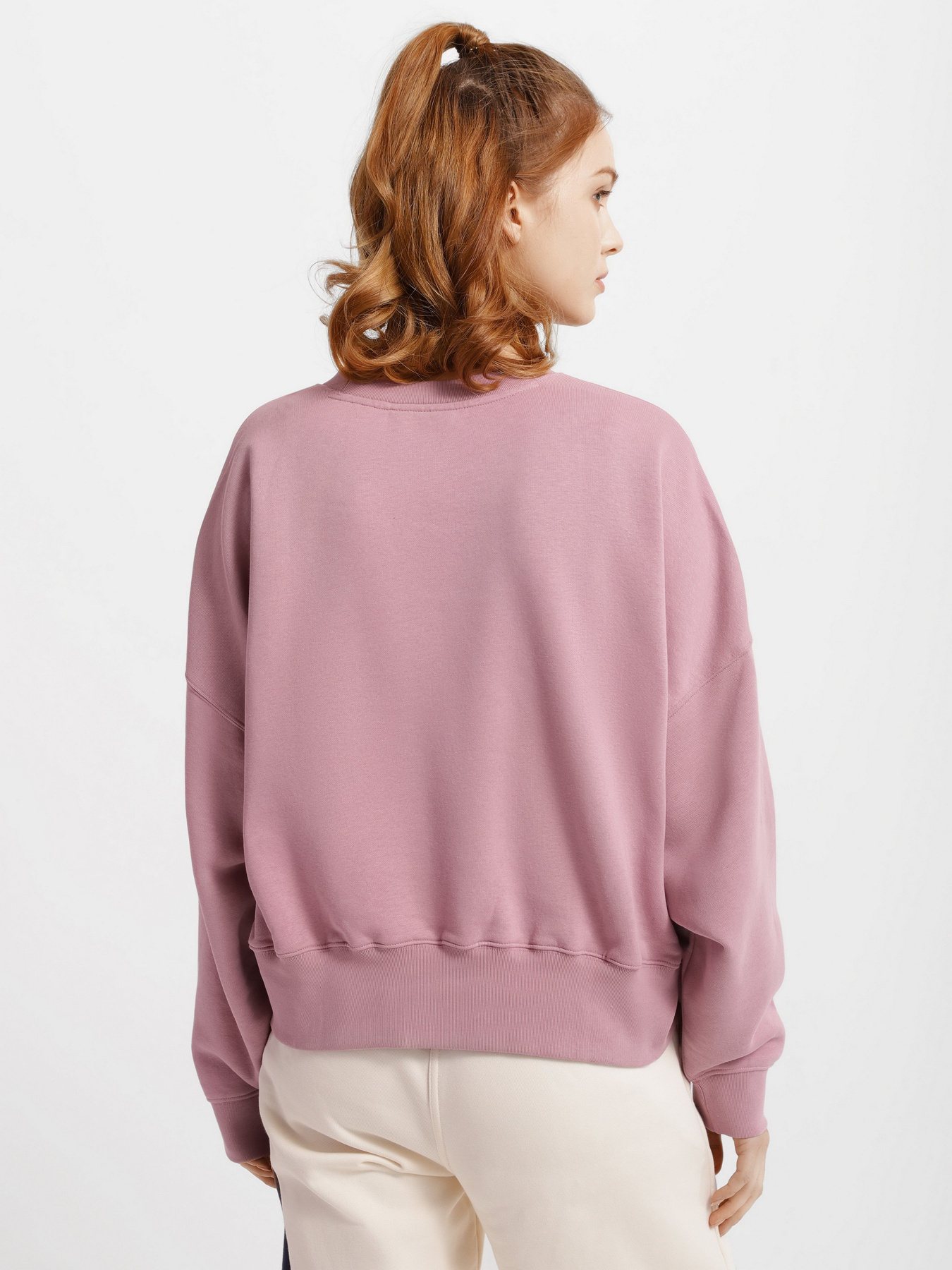 Свитшот Adidas Adicolor Essentials модель HF7480 Фото