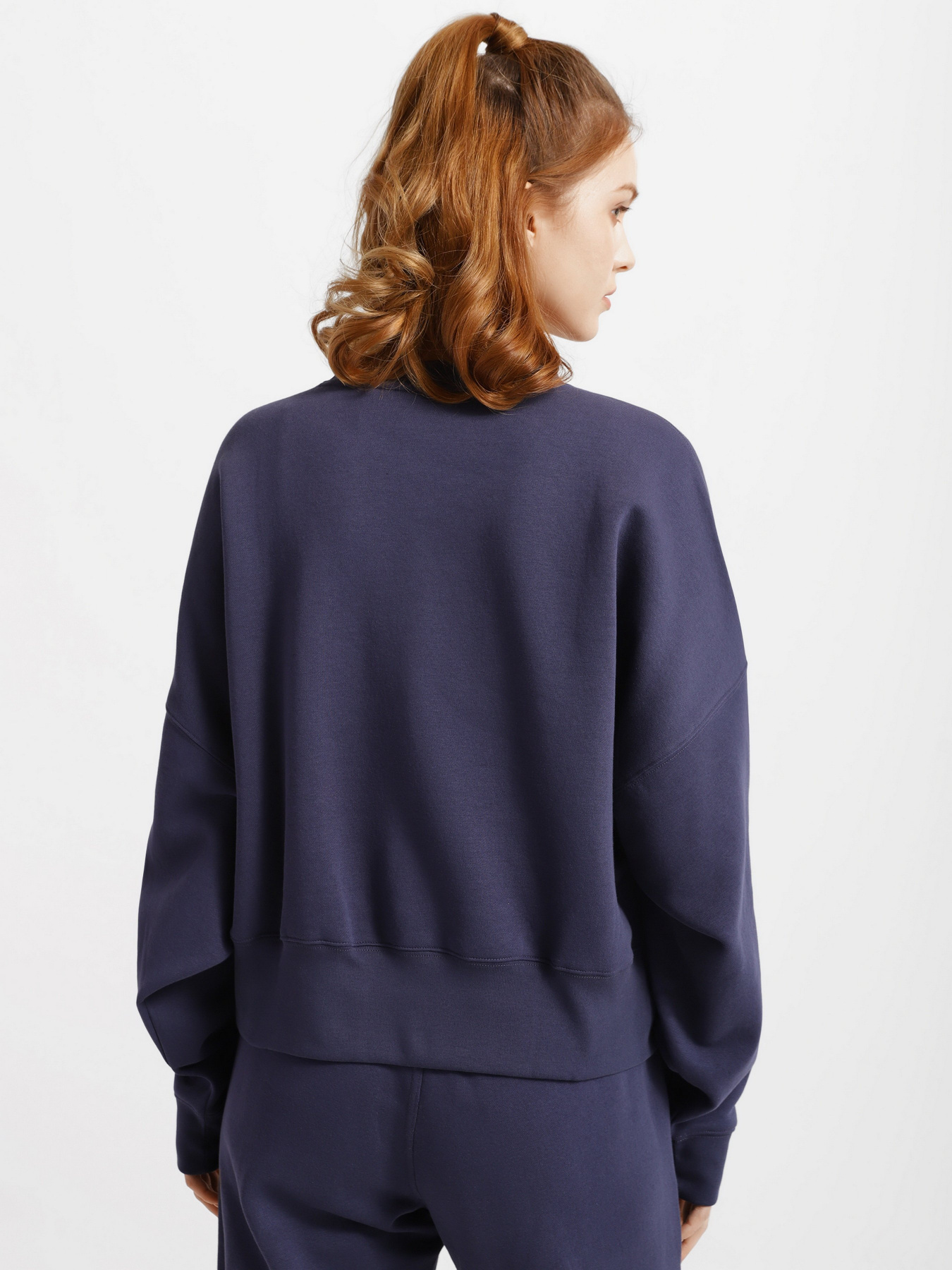 Свитшот Adidas Adicolor Essentials модель HF7481 Фото