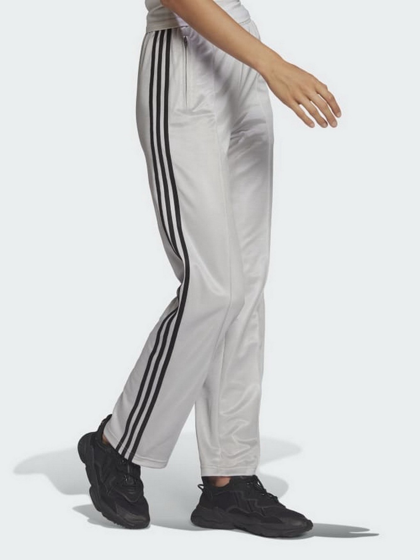 Штаны спортивные Adidas Adicolor Classics модель HF7529 Фото