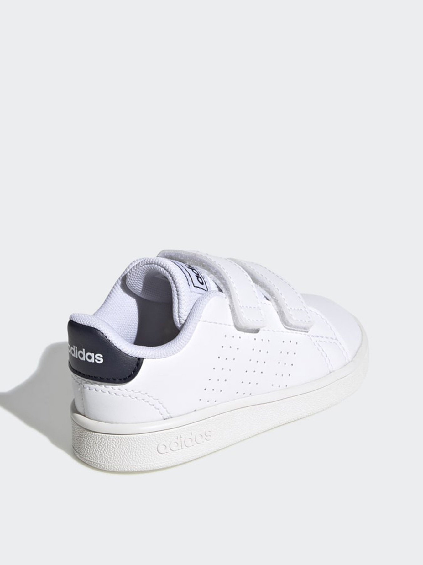 Кеди низькі Adidas Advantage Sportswear модель FW2590 Фото