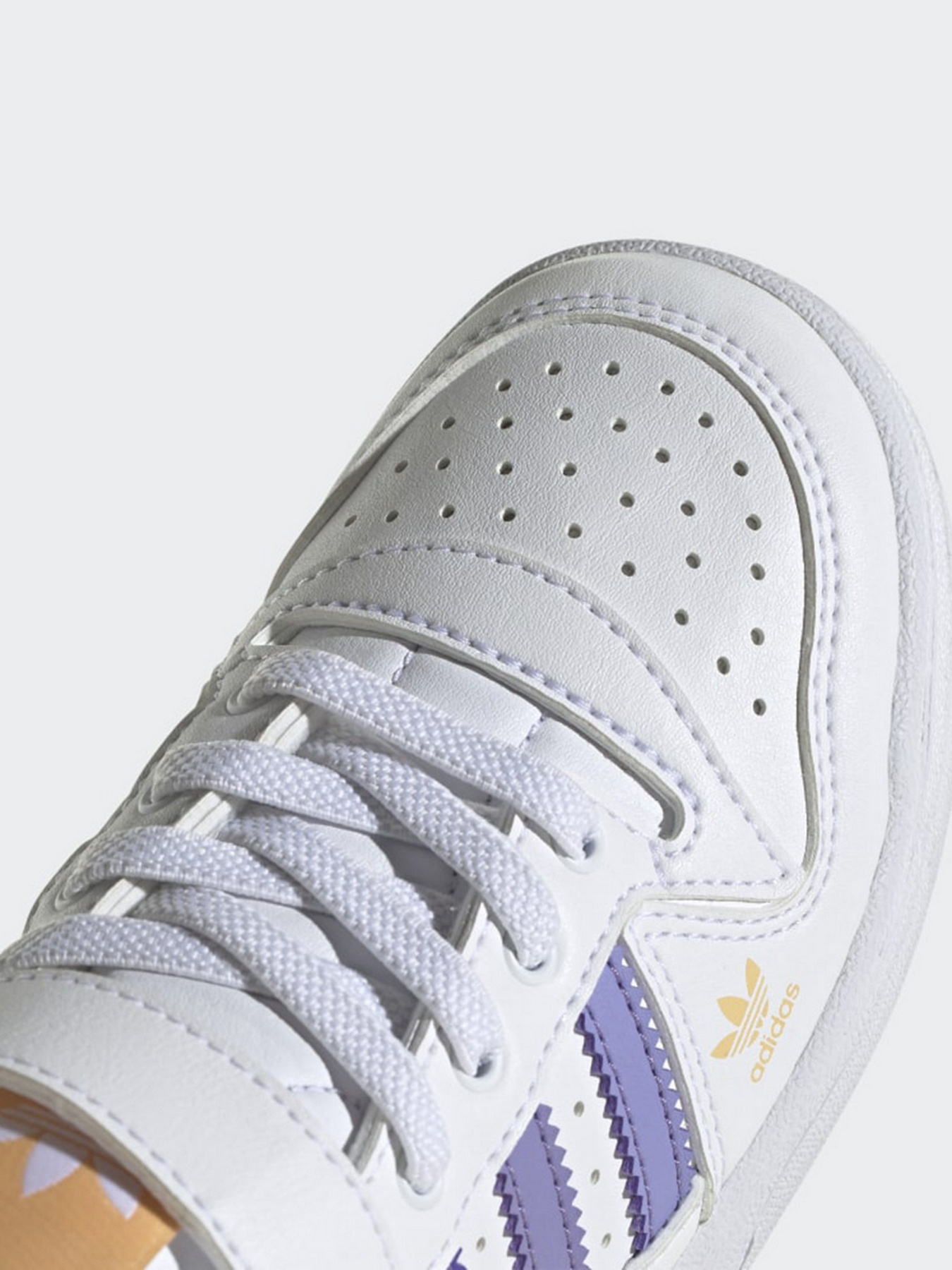 Кеды низкие Adidas Forum Low модель GY8210 Фото