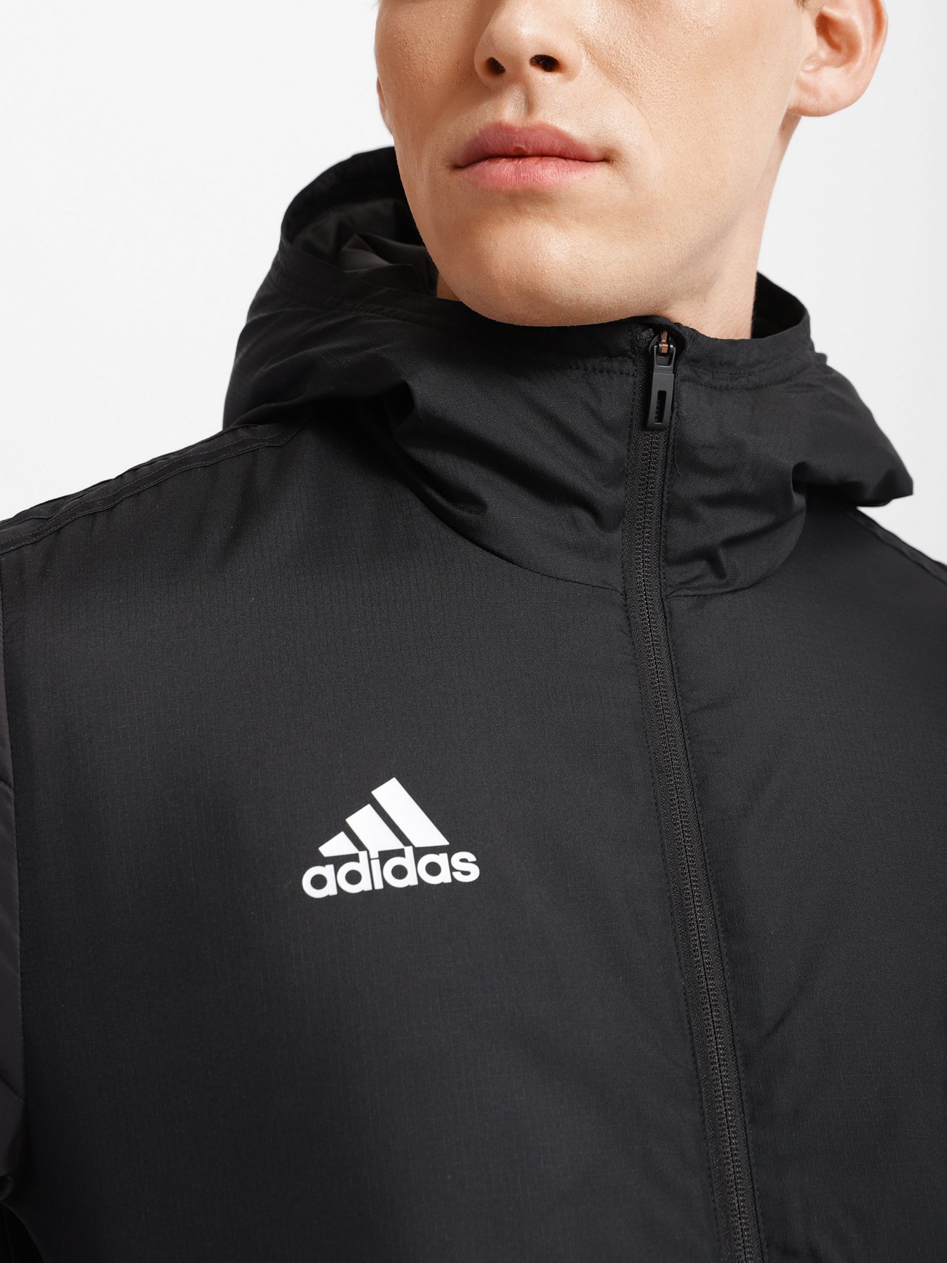 Зимова куртка Adidas Winter 18 Performance модель BQ6602 Фото