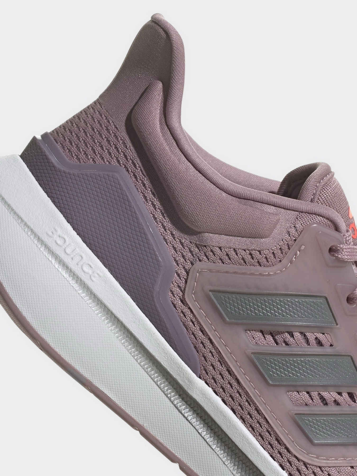 Кроссовки для бега Adidas EQ21 модель GZ4075 Фото